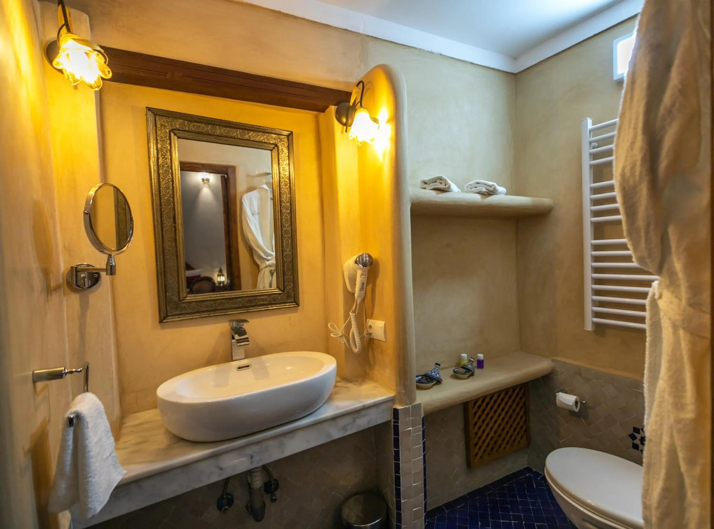 Toilet in Riad Jamal