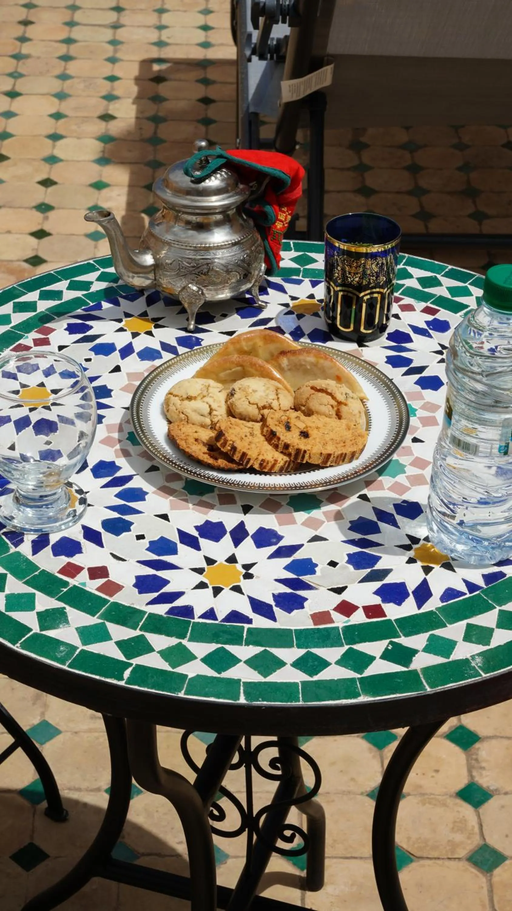 Coffee/tea facilities in Riad Jamal