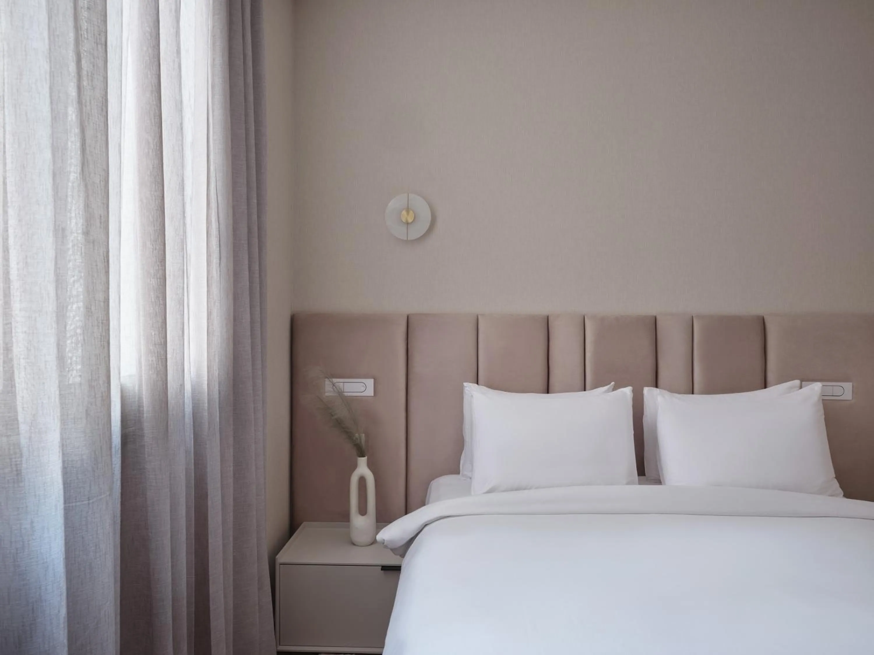 Bed in Nur Outline Aparthotel