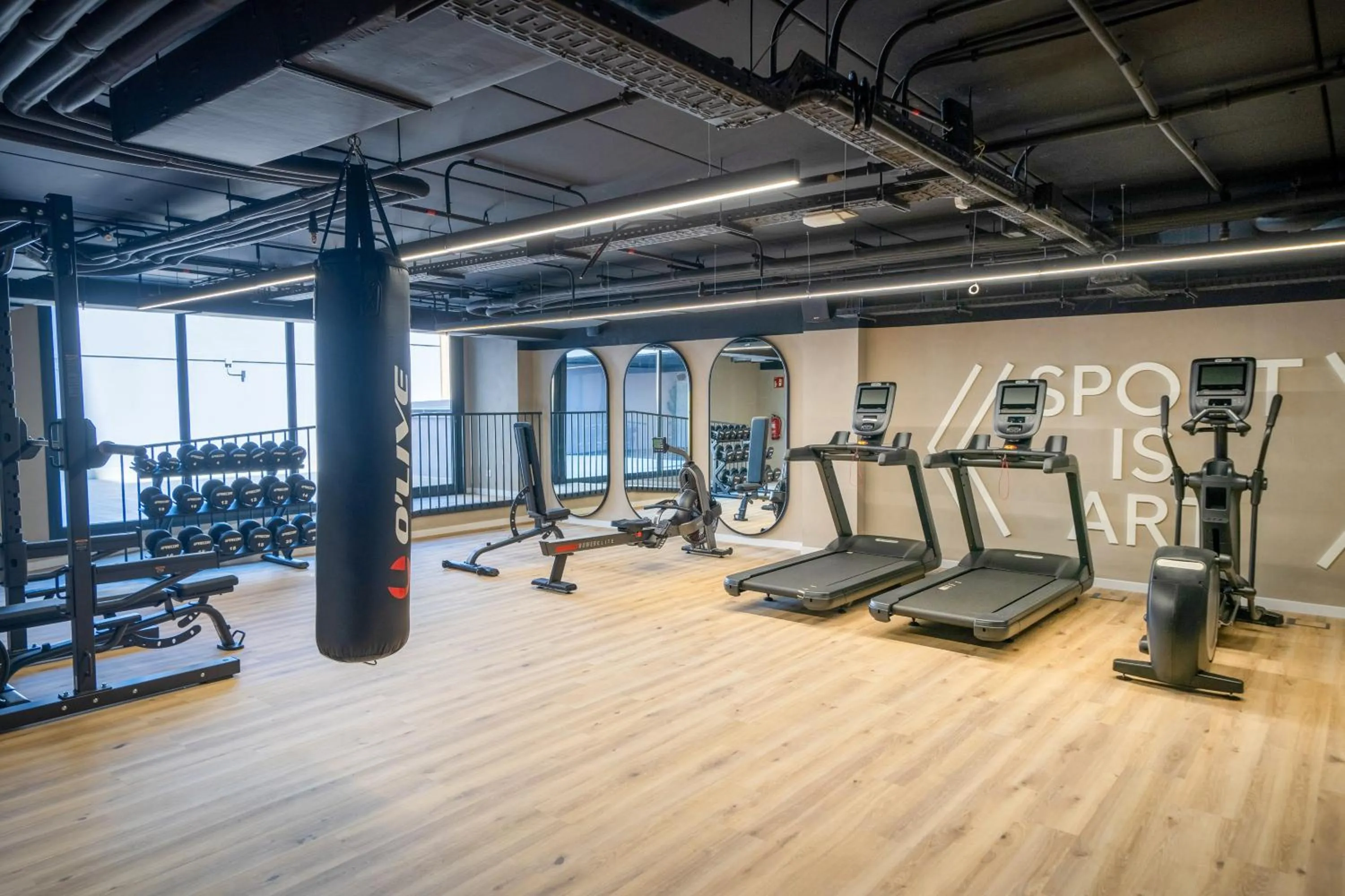 Fitness centre/facilities in INNSiDE by Meliá Madrid Valdebebas