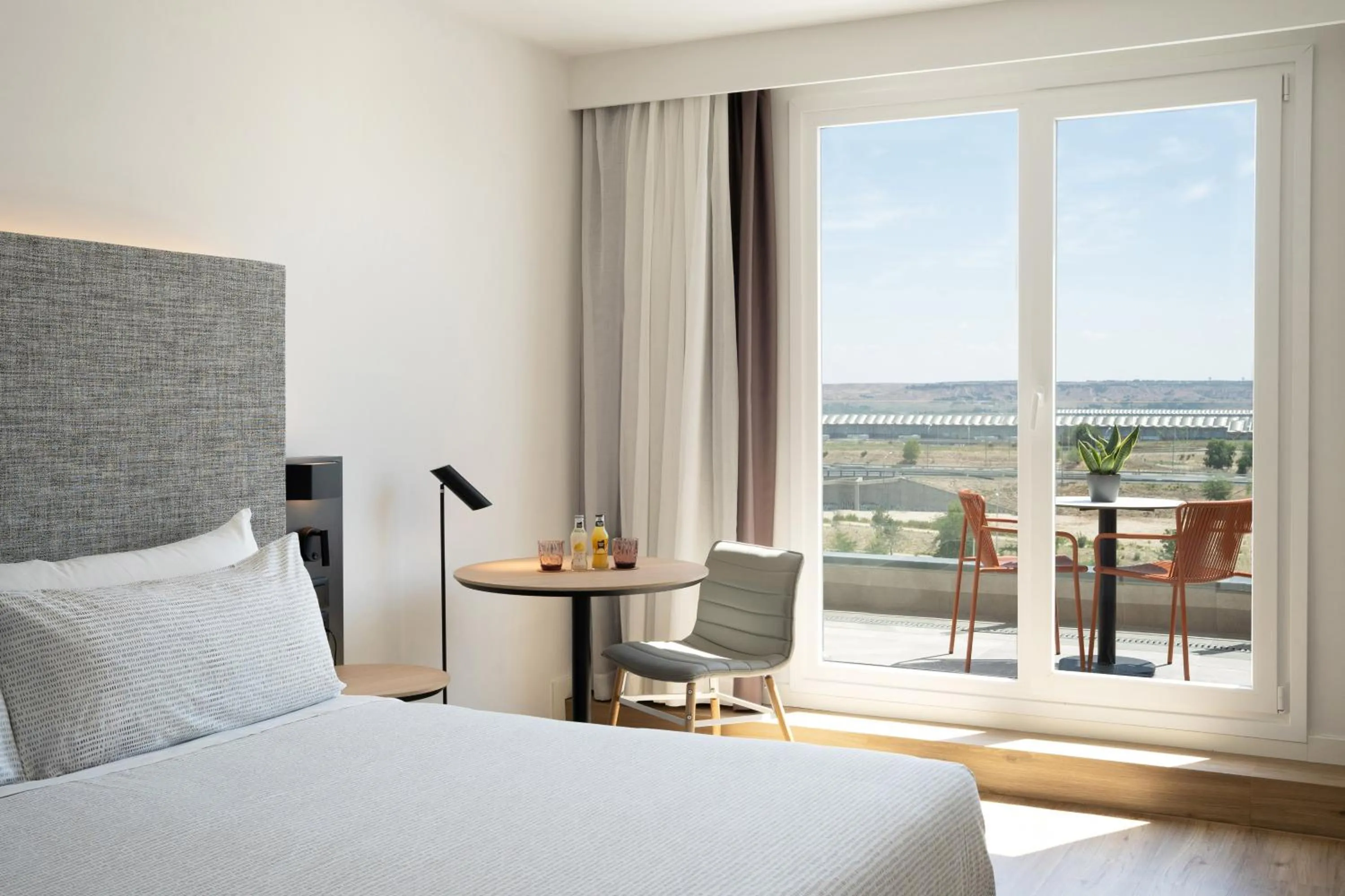 Bed in INNSiDE by Meliá Madrid Valdebebas