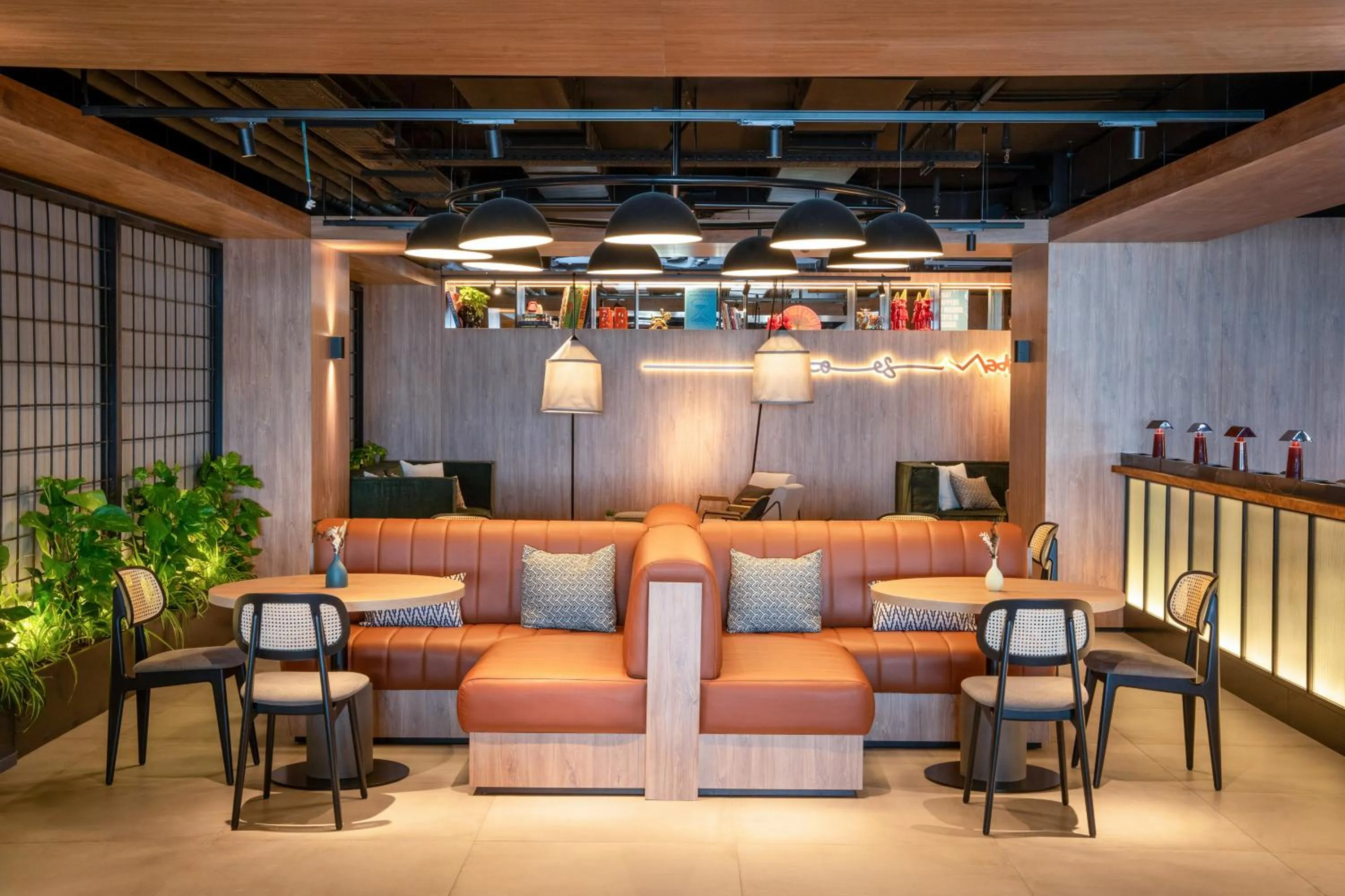 Restaurant/places to eat in INNSiDE by Meliá Madrid Valdebebas