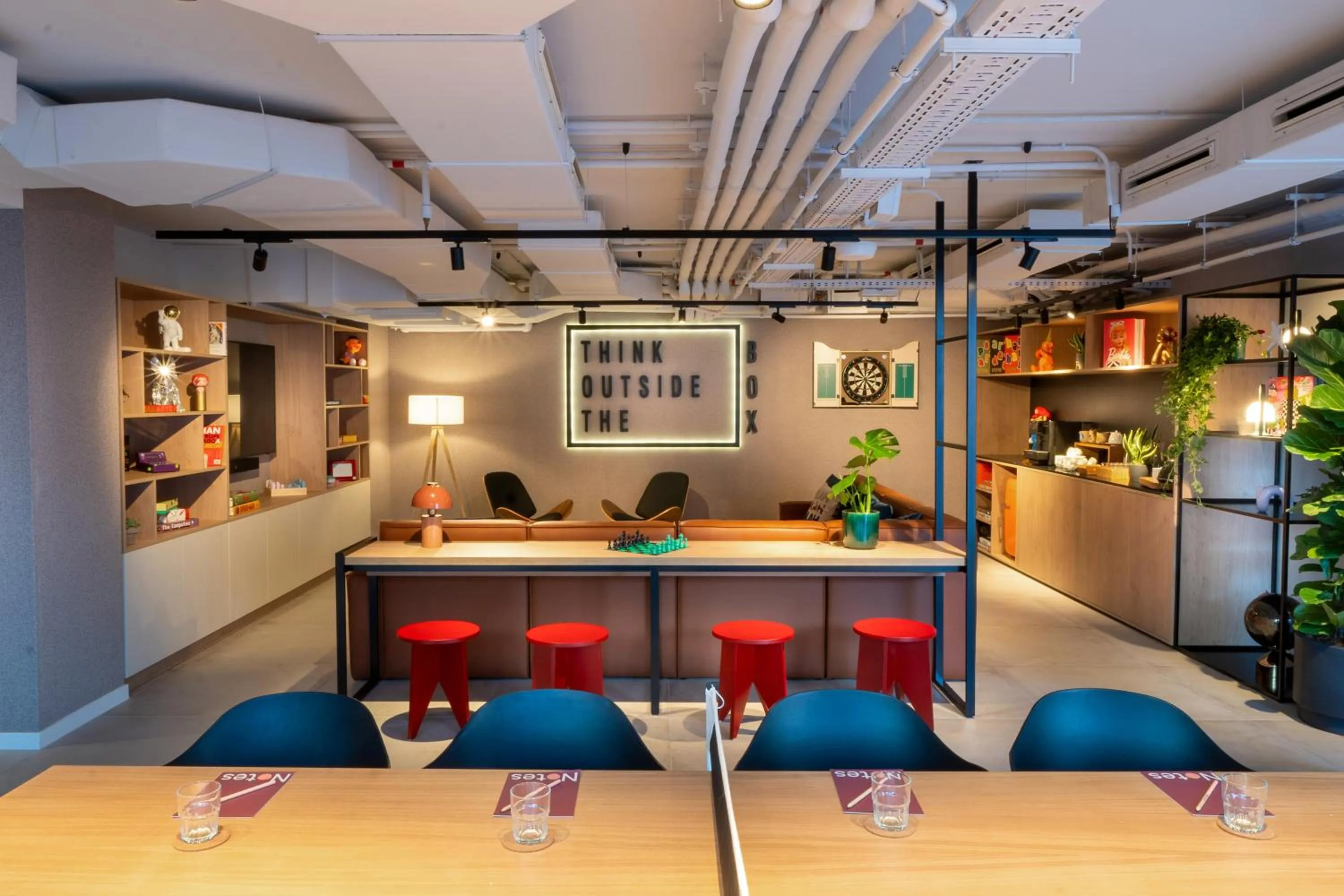 Restaurant/places to eat in INNSiDE by Meliá Madrid Valdebebas