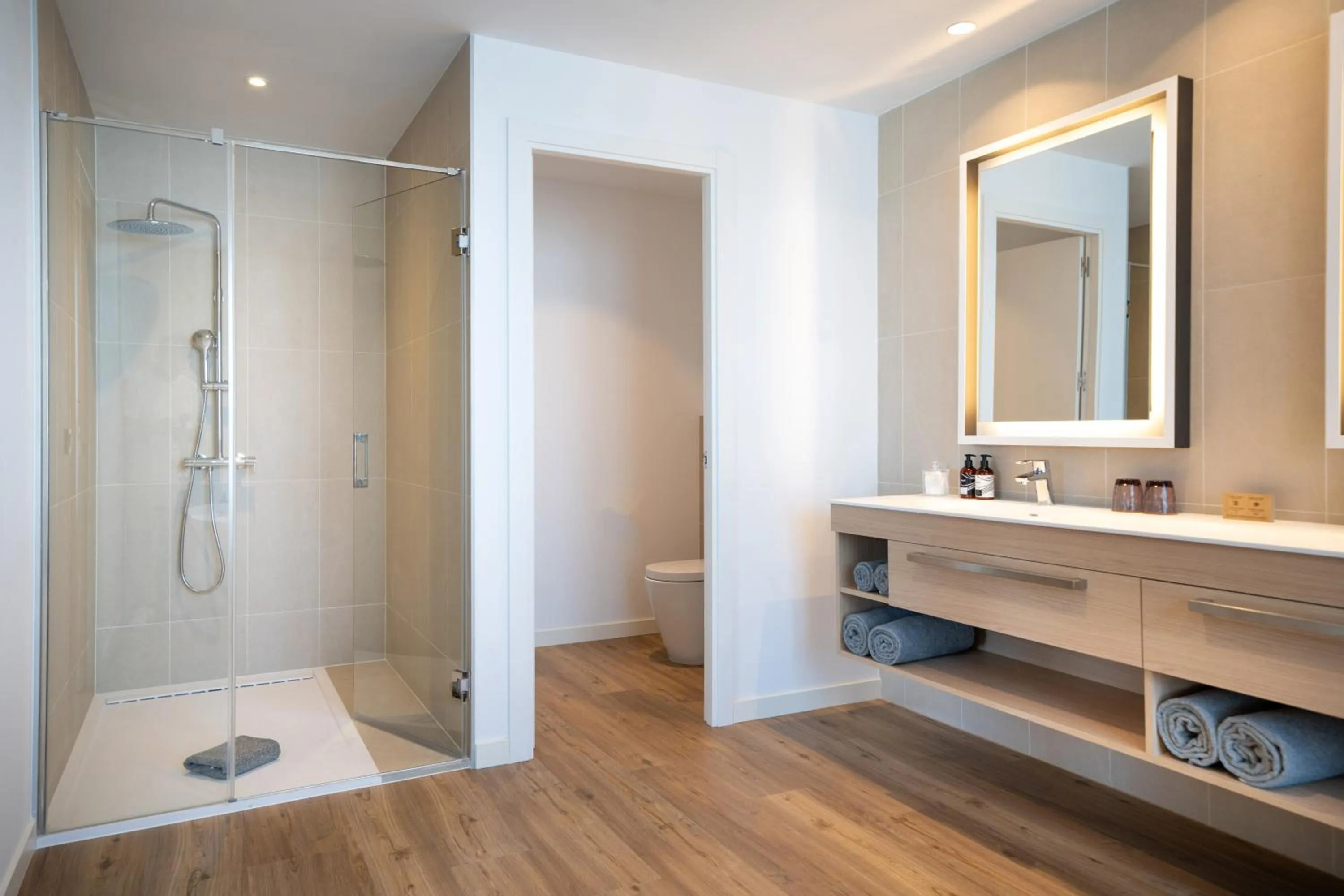 Shower in INNSiDE by Meliá Madrid Valdebebas