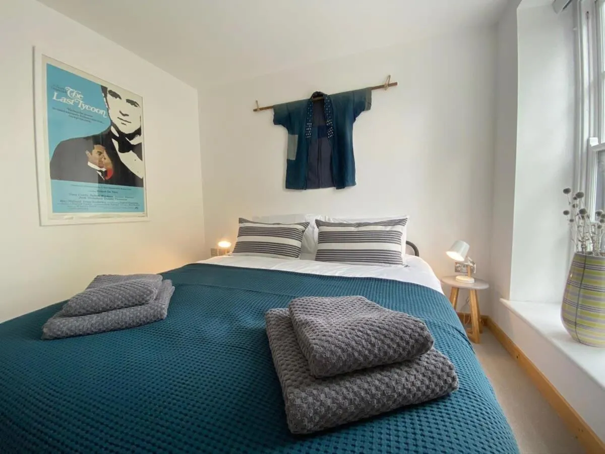Bed in St Benedicts Street Flat with Roof Terrace