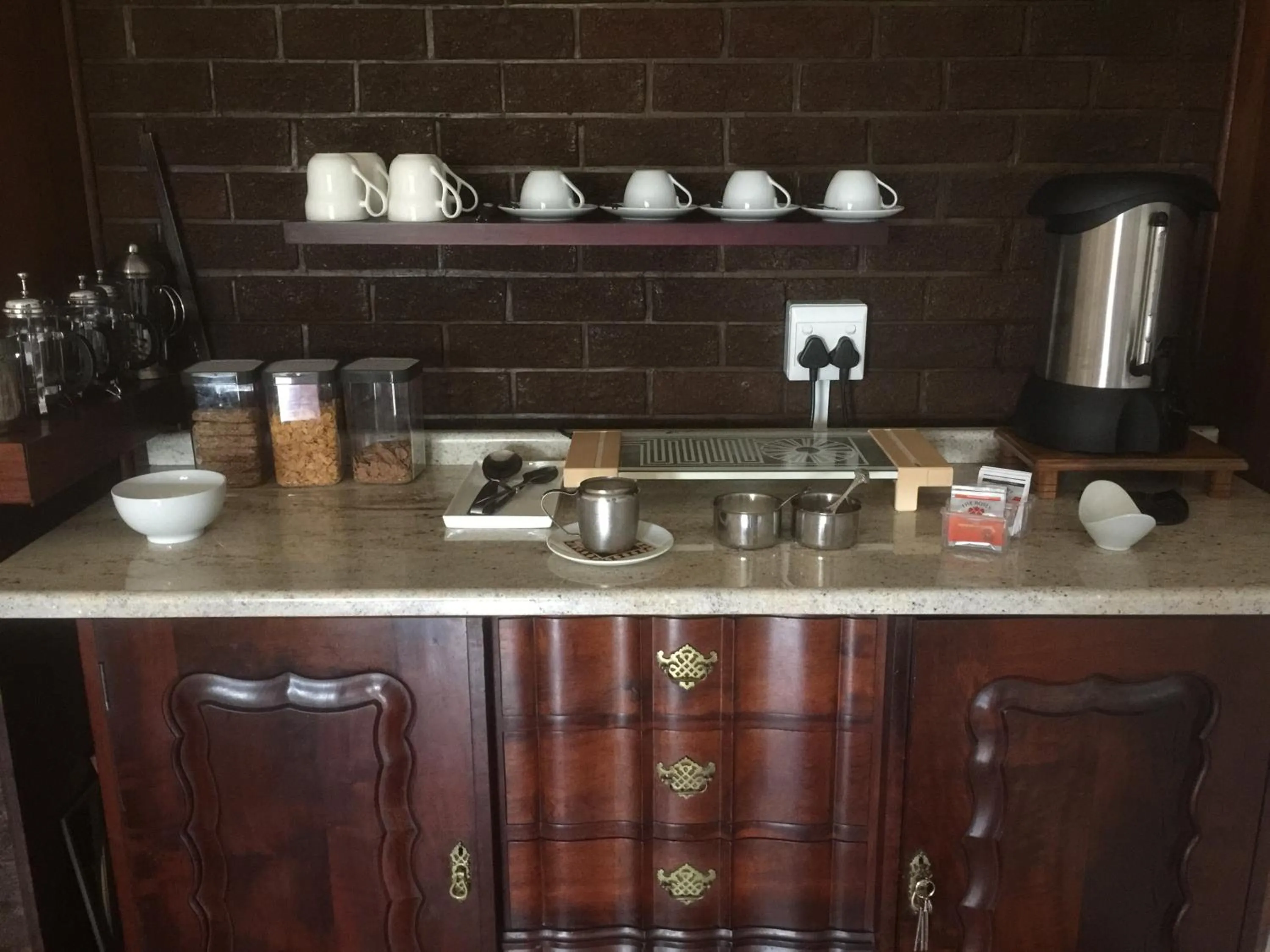 Dining area in theSolution BnB