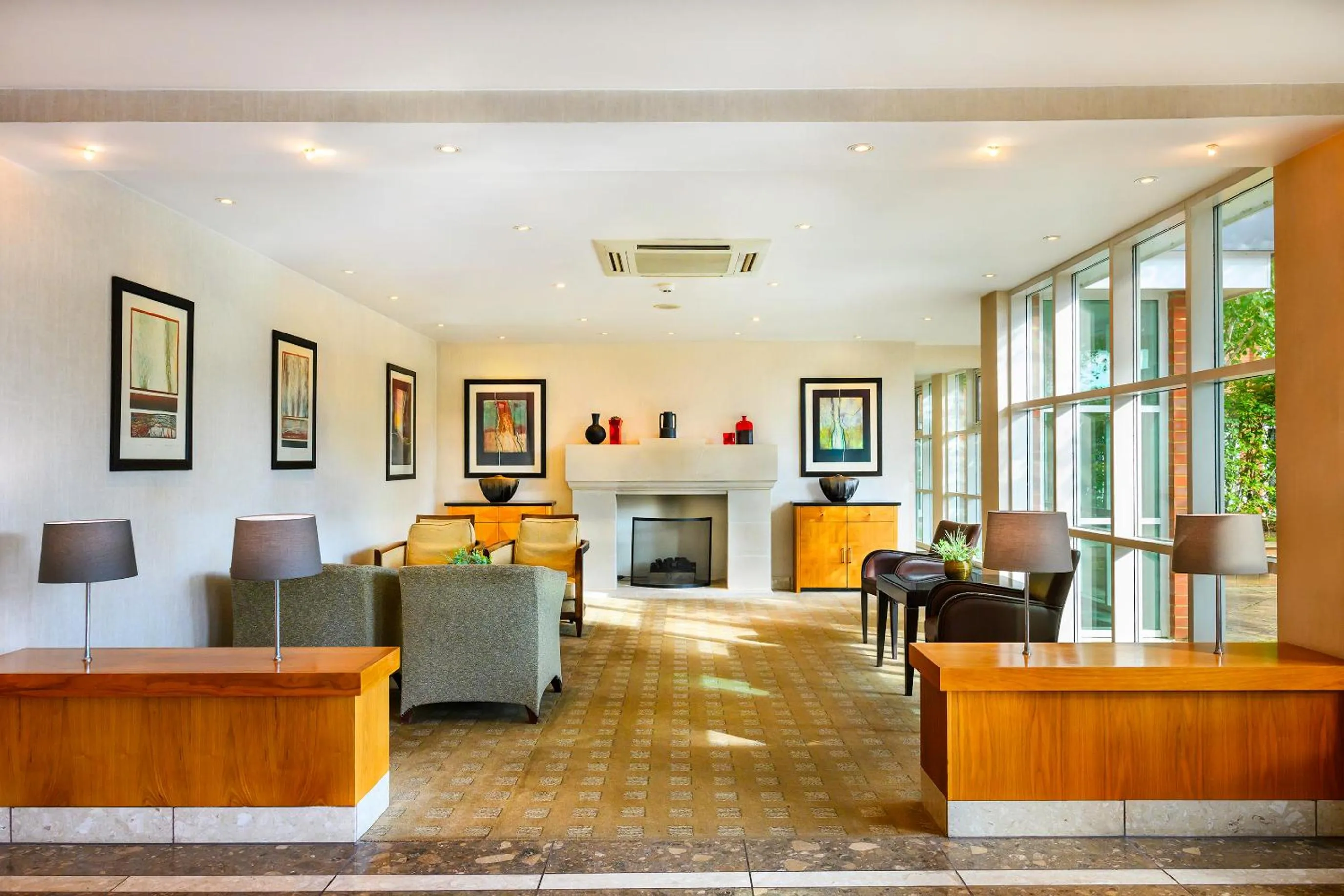 Seating area in Regency Park Hotel, Health Club & Spa