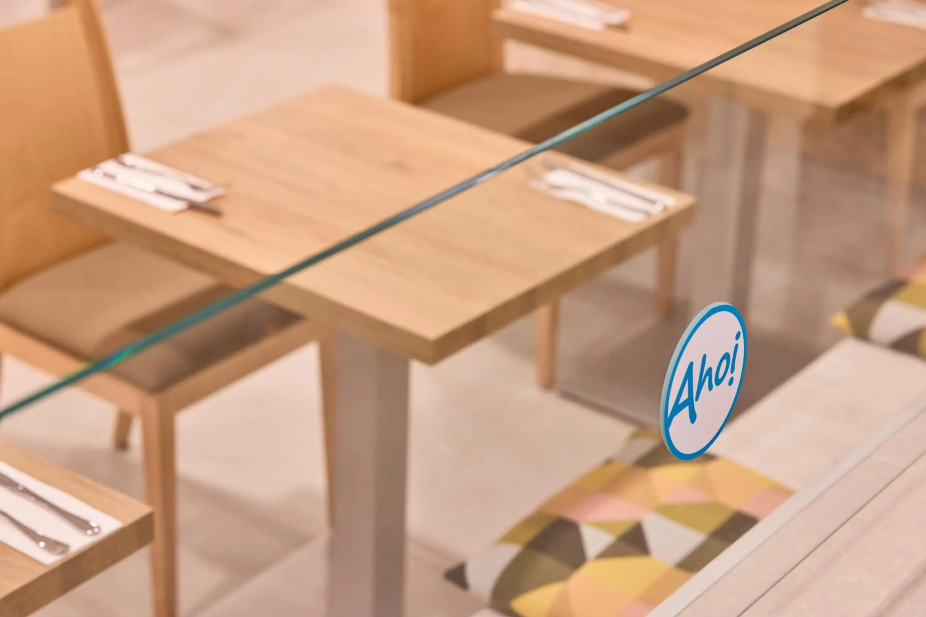 Restaurant/places to eat in AHOI! Urban Beach