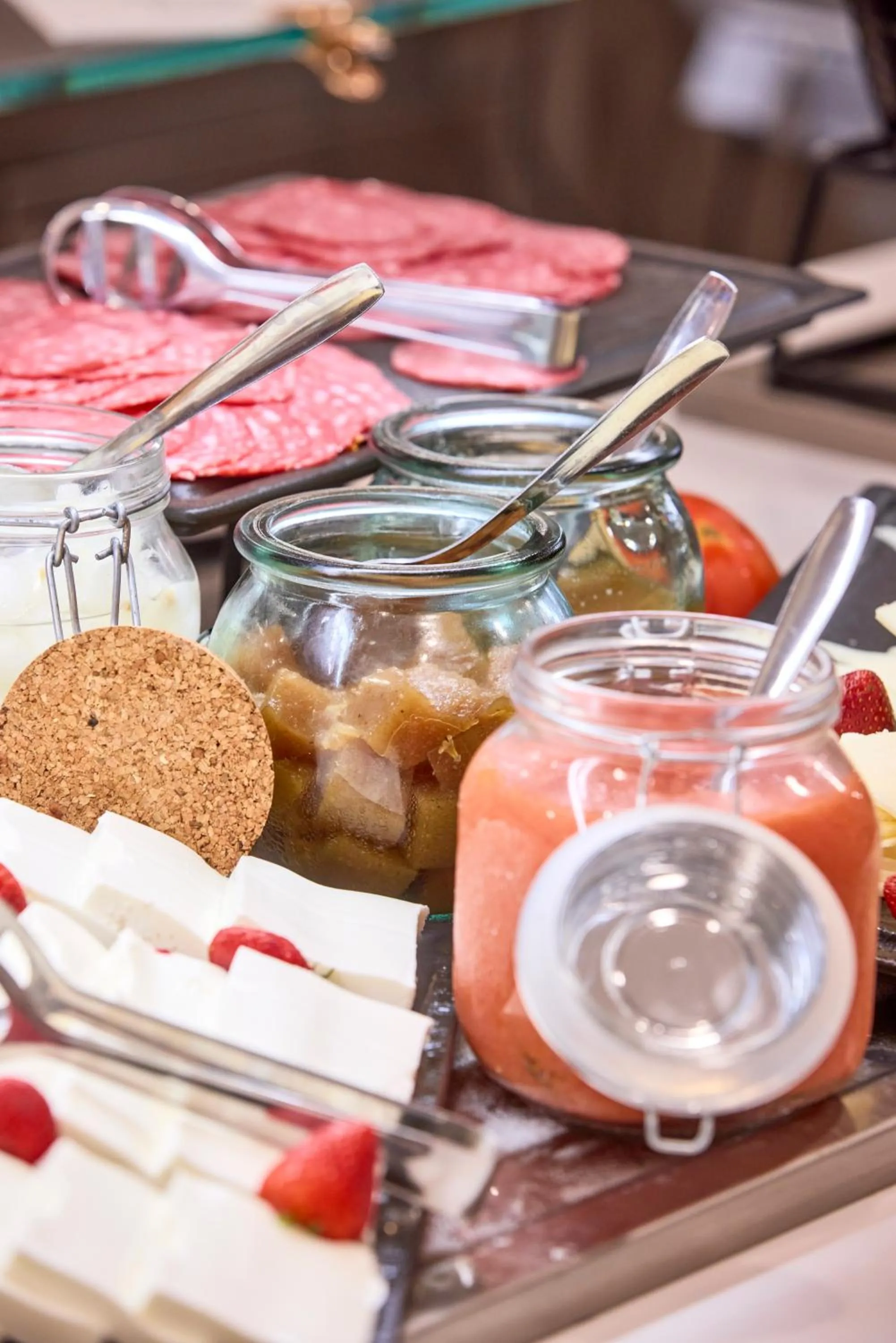 Food and drinks in AHOI! Urban Beach