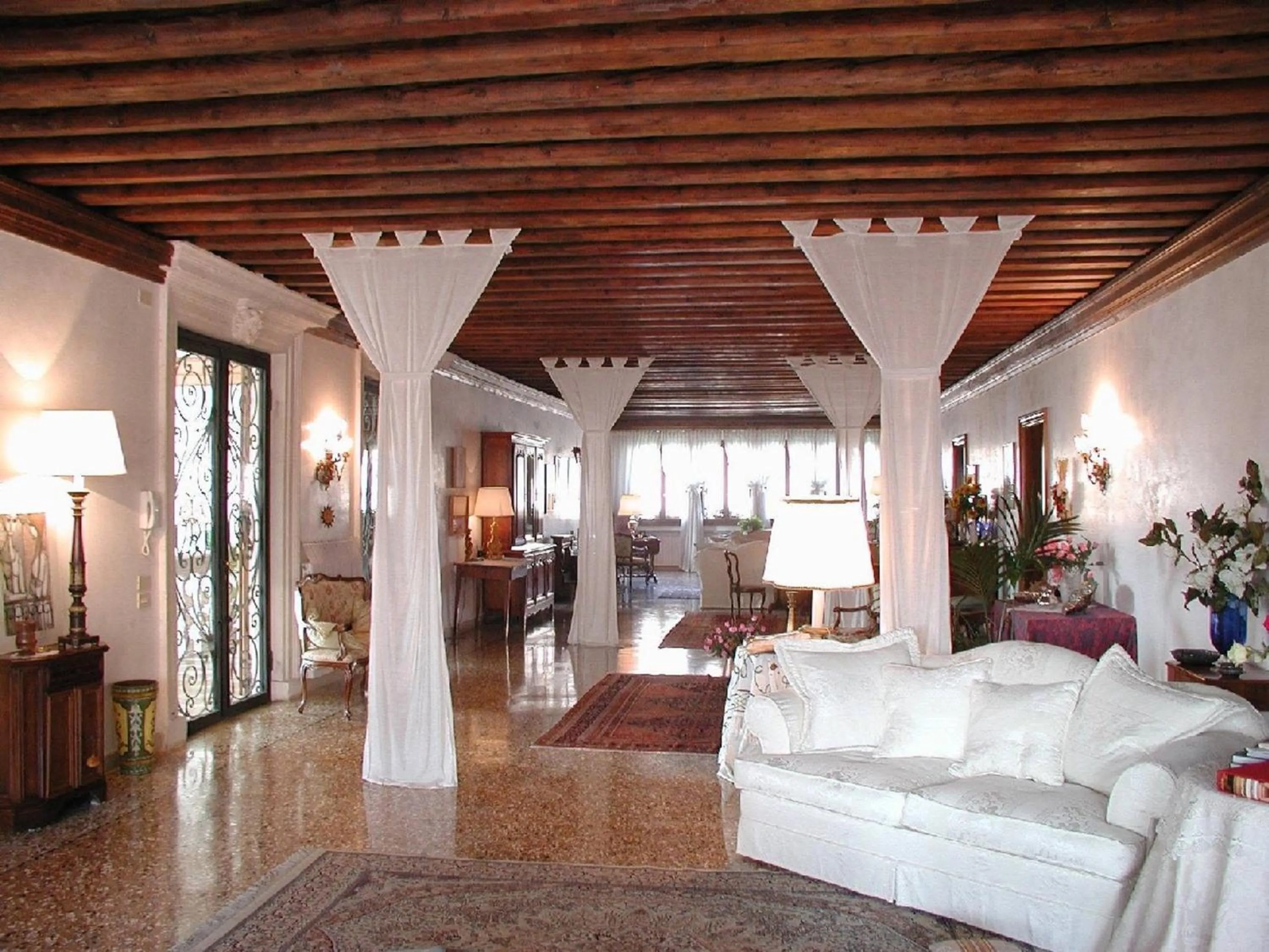 Living room in At Home a Palazzo