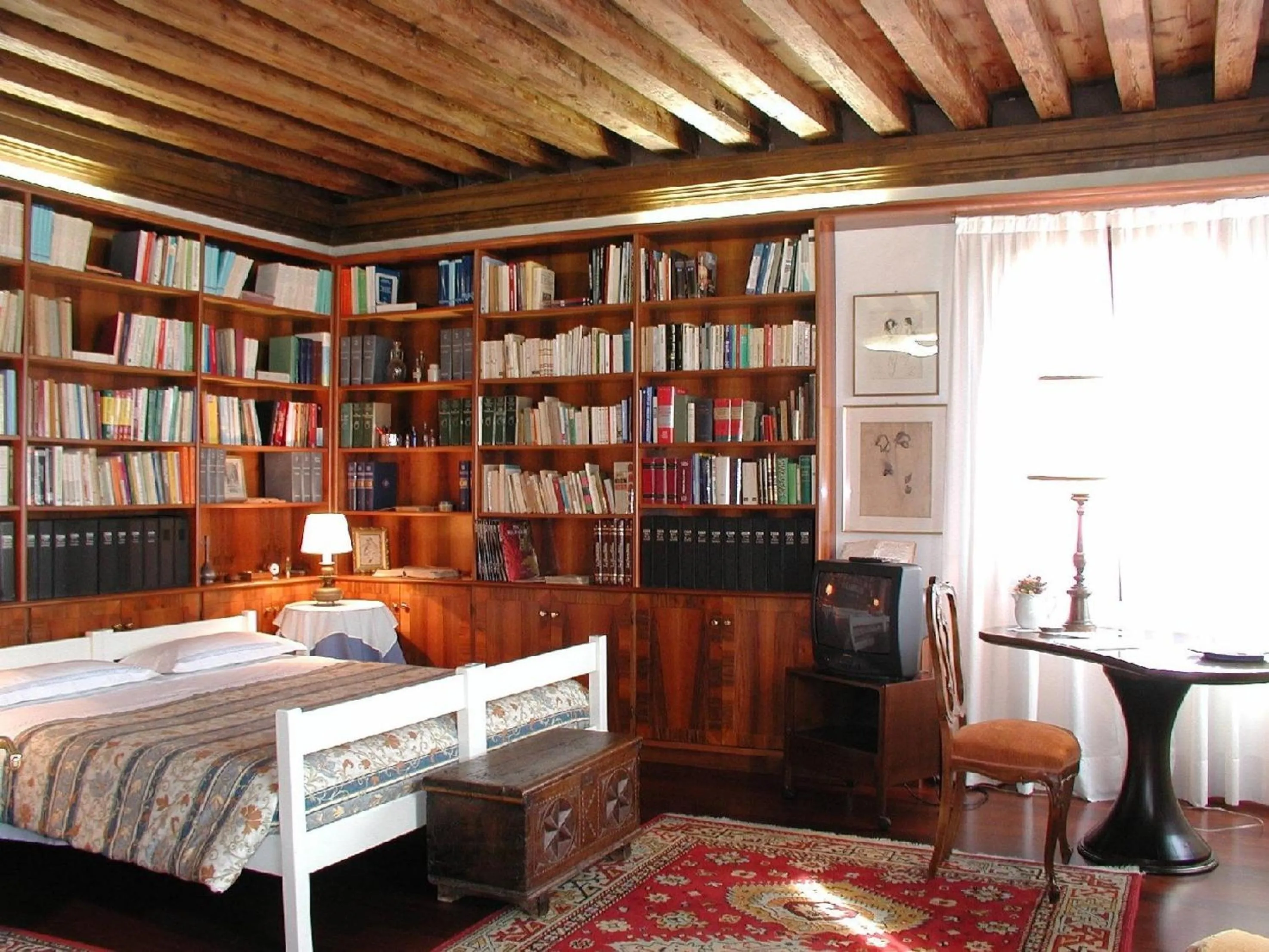 Day, Bed in At Home a Palazzo