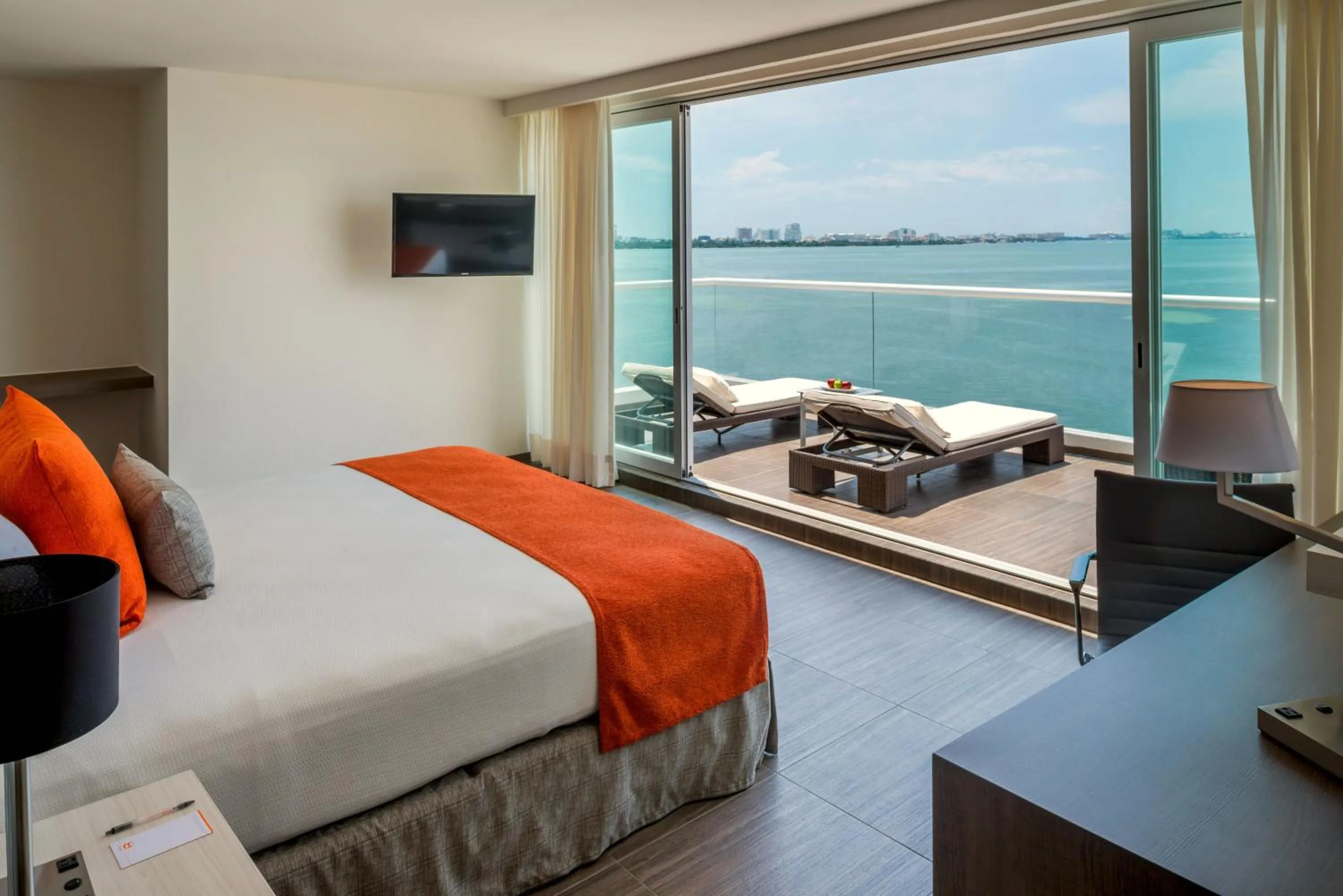 Business facilities in Real Inn Cancún