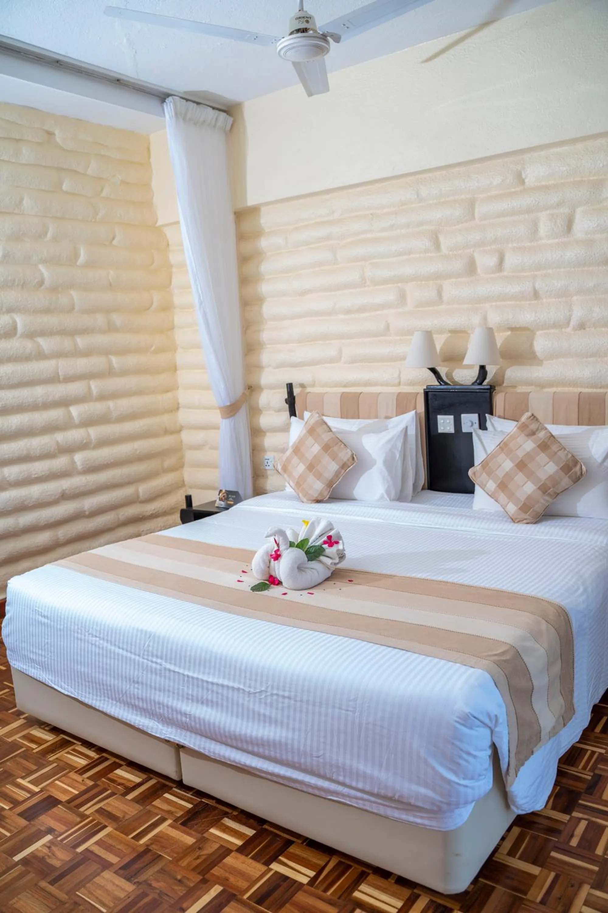 Pool view, Bed in Taita Hills Safari Resort & Spa