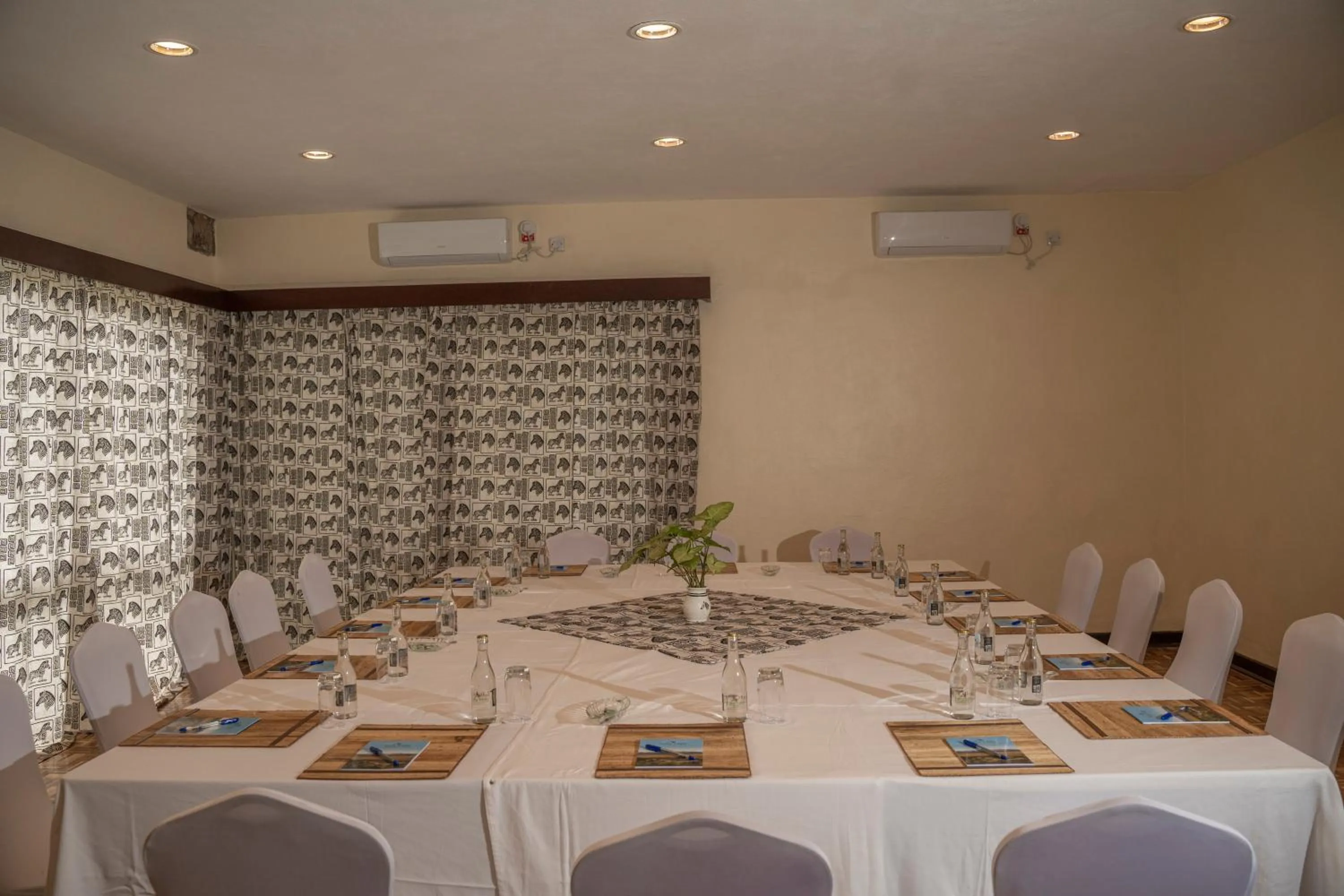 Coffee/tea facilities in Taita Hills Safari Resort & Spa