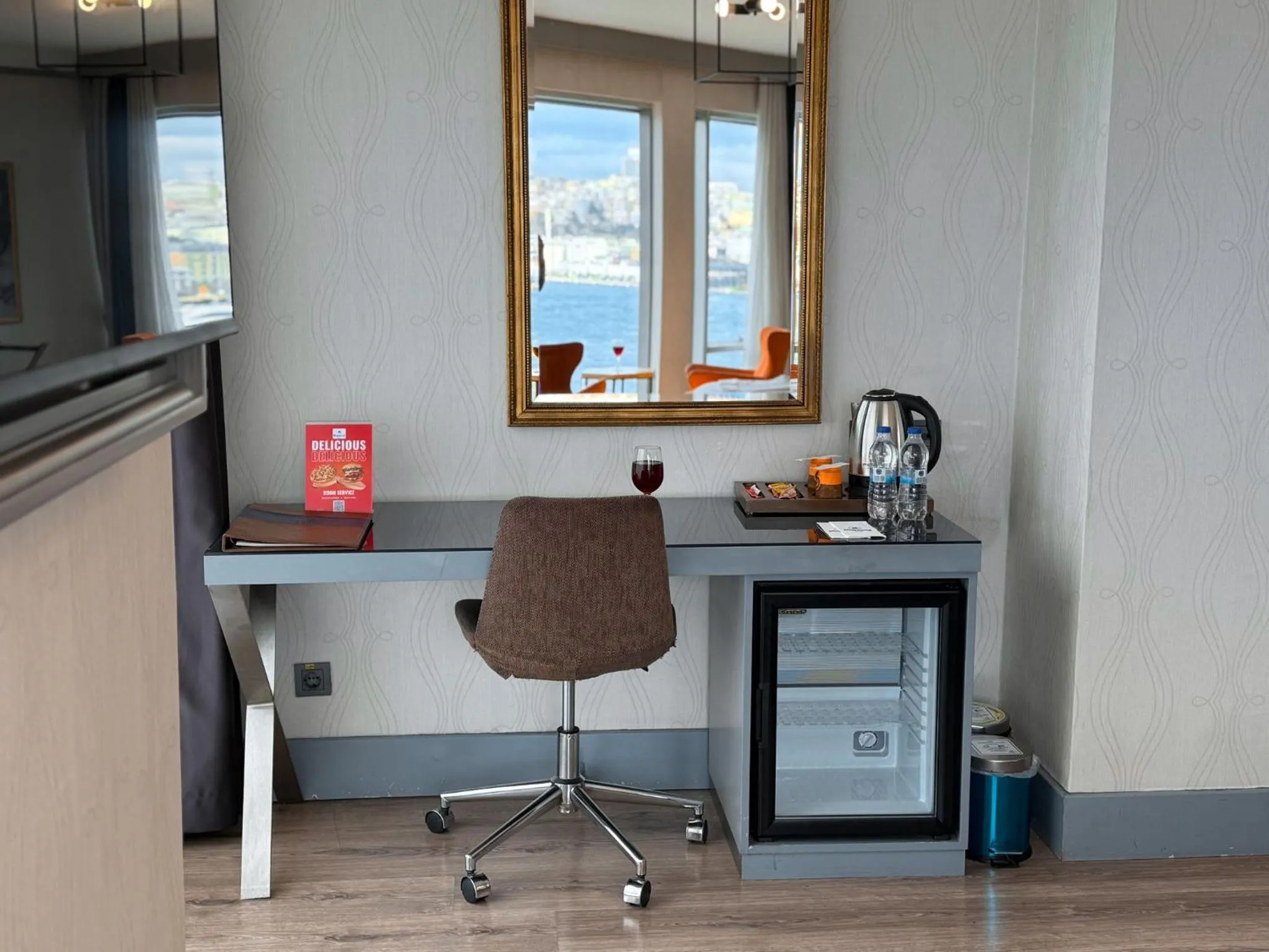 room service in Manesol Old City Bosphorus