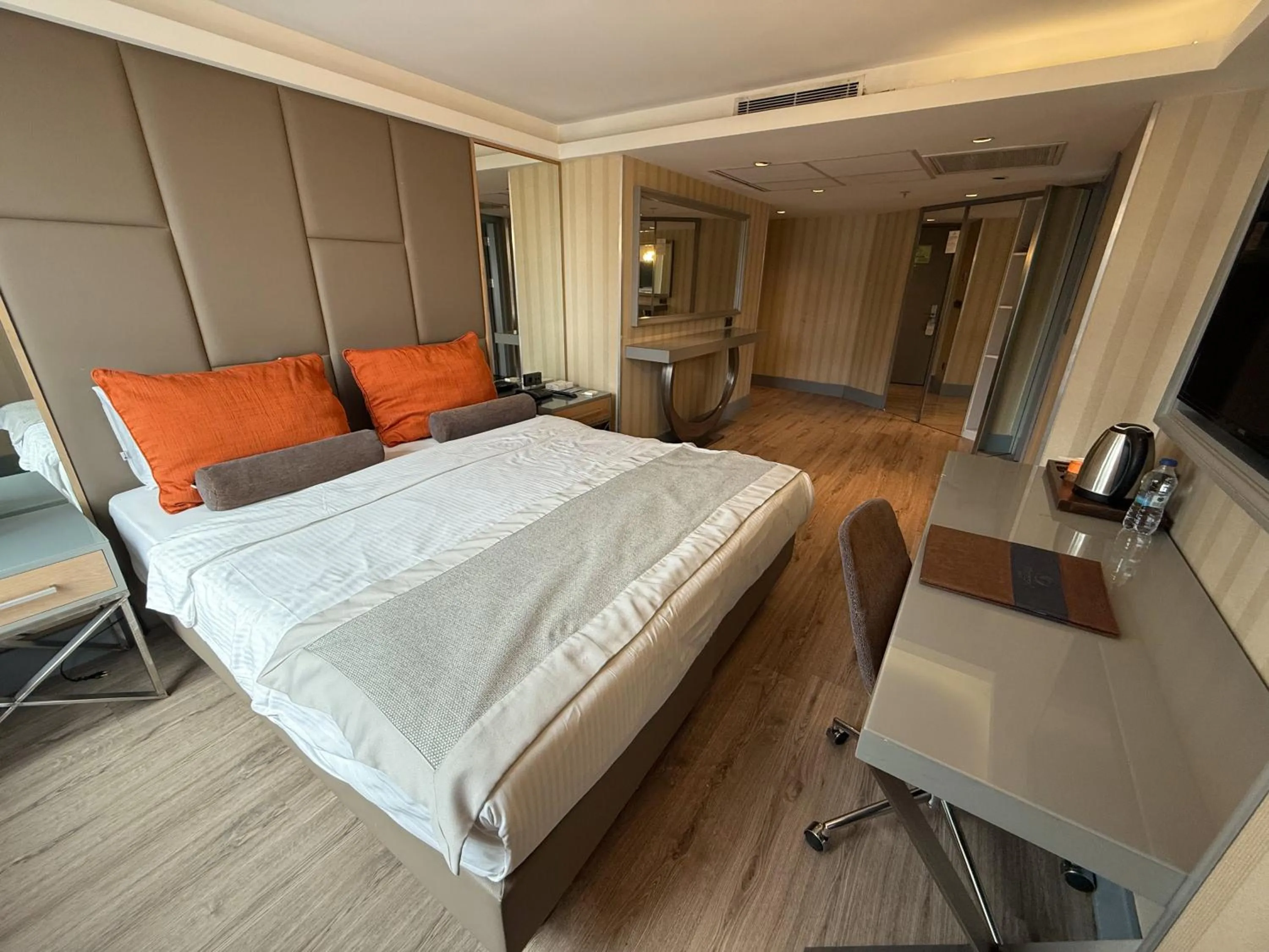 Bed in Manesol Old City Bosphorus