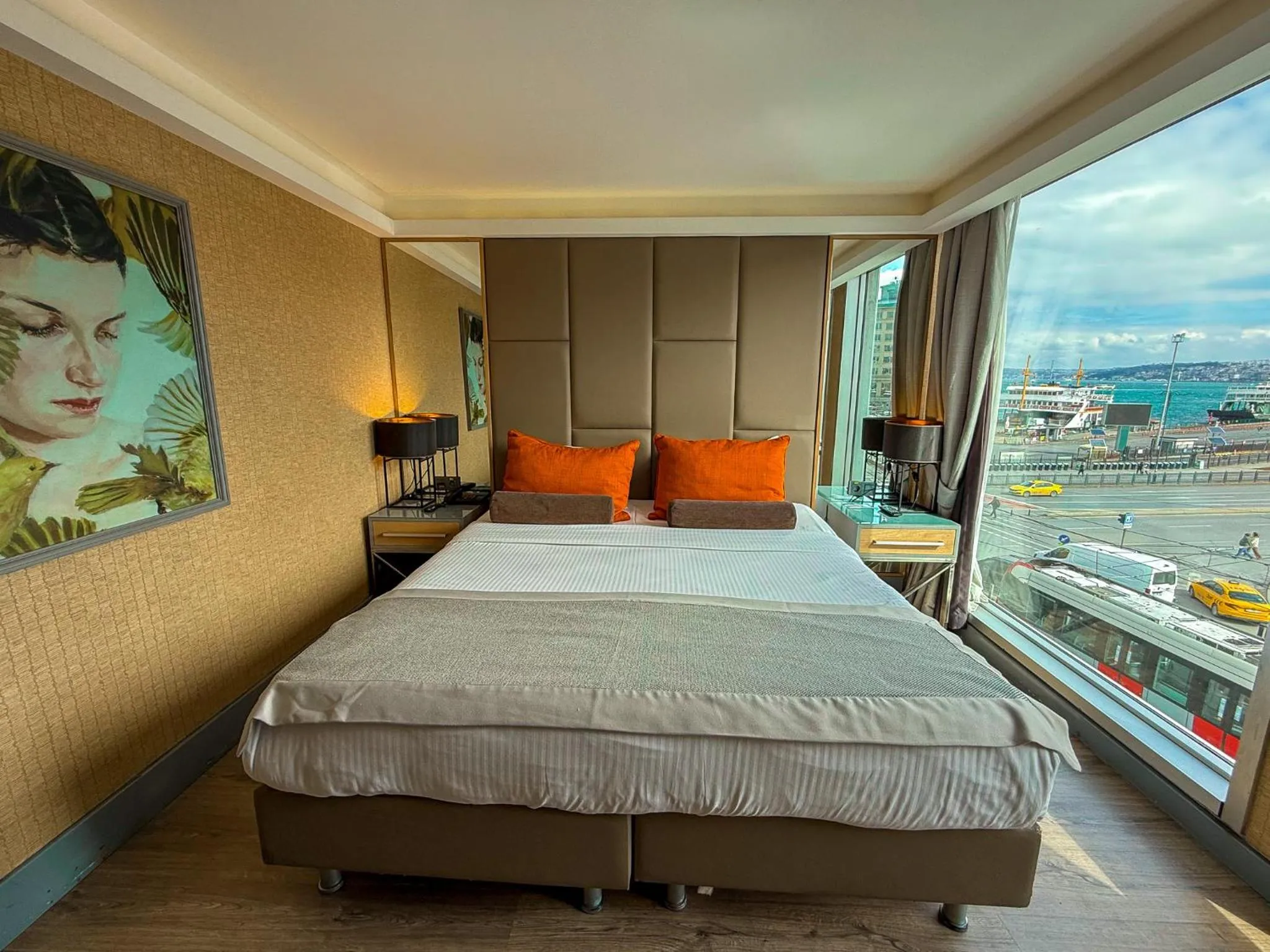 Bed in Manesol Old City Bosphorus