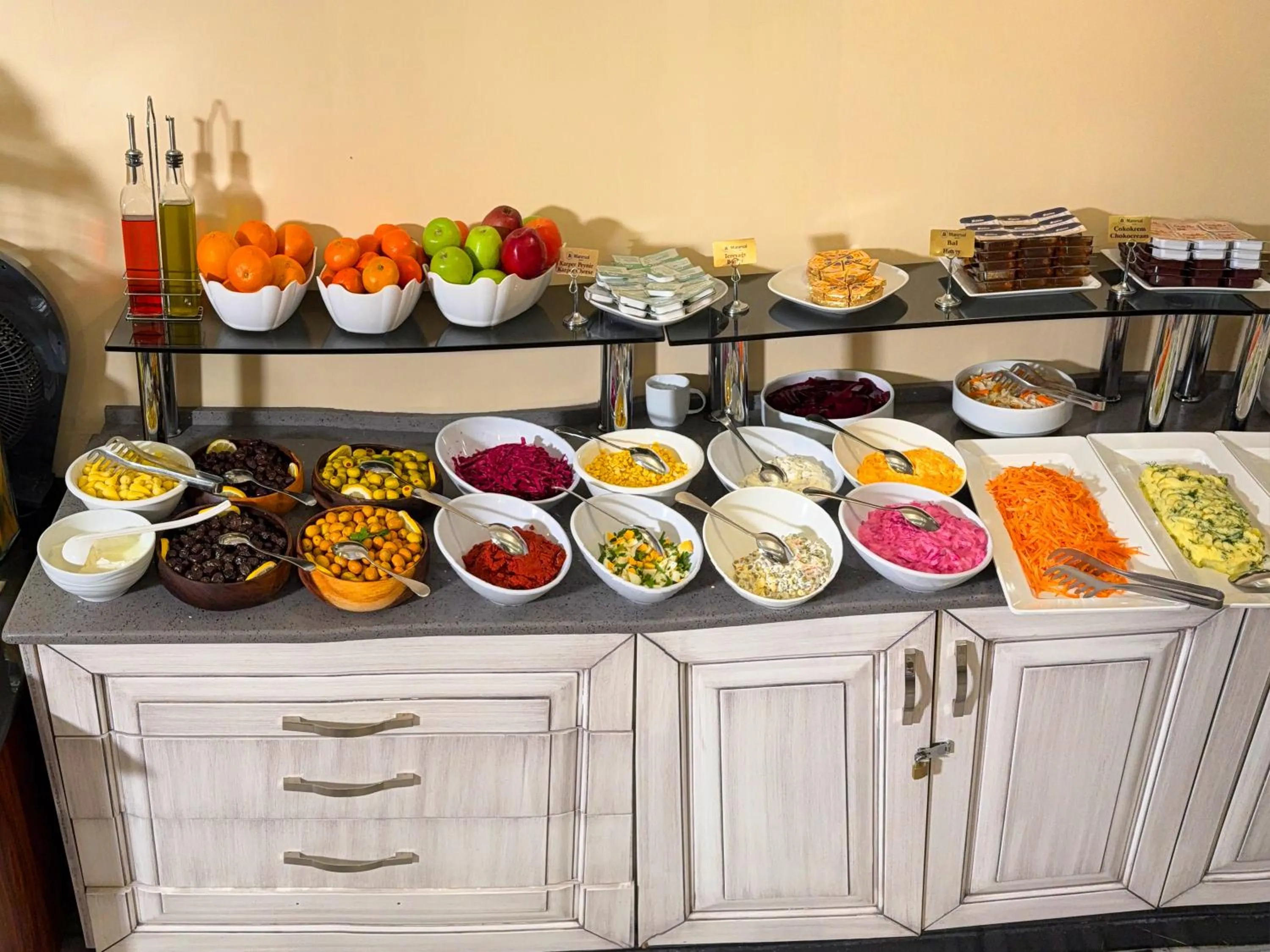 Breakfast in Manesol Old City Bosphorus