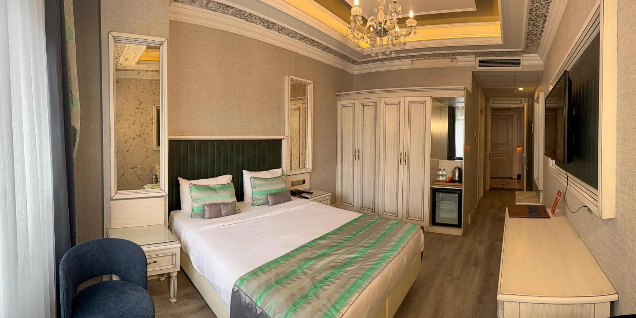 Bed in Manesol Old City Bosphorus