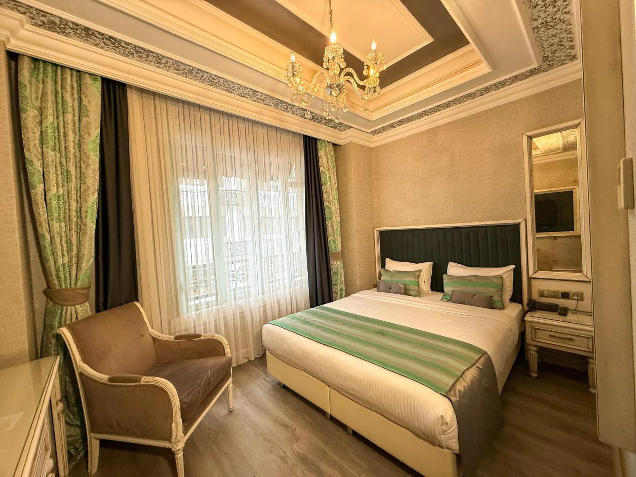 Bed in Manesol Old City Bosphorus