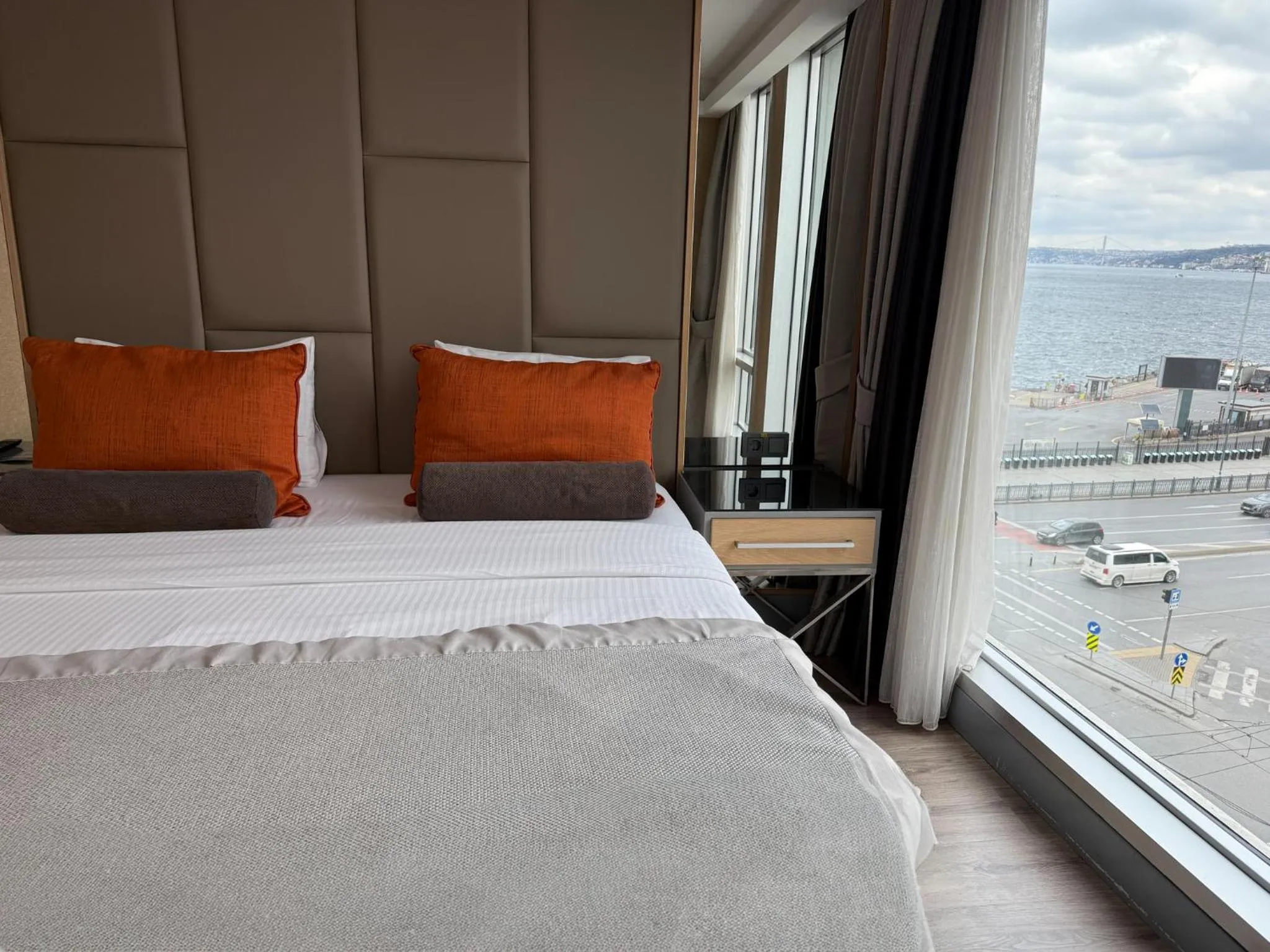 Bed in Manesol Old City Bosphorus