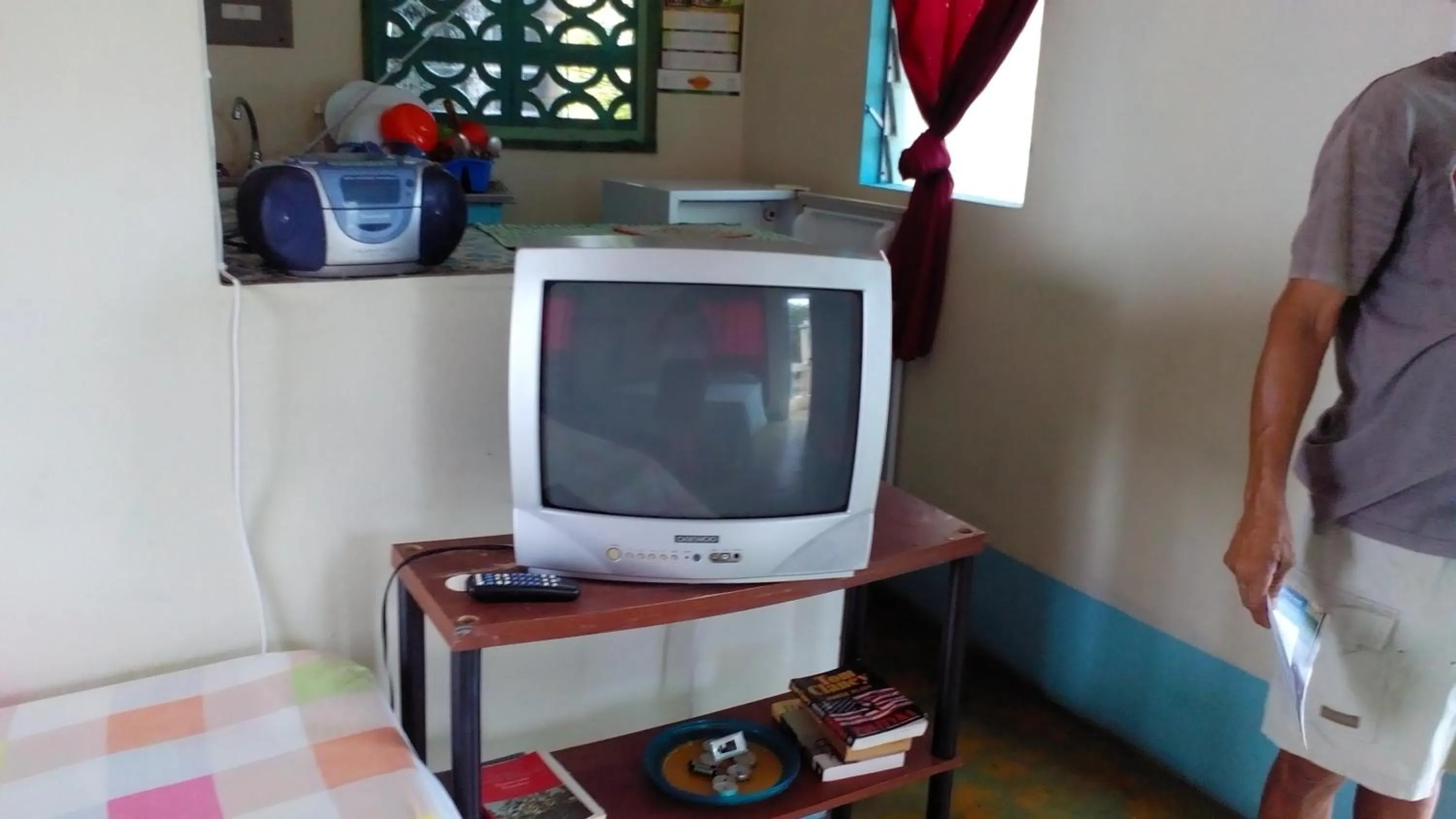 TV and multimedia in Waikiki Guest House