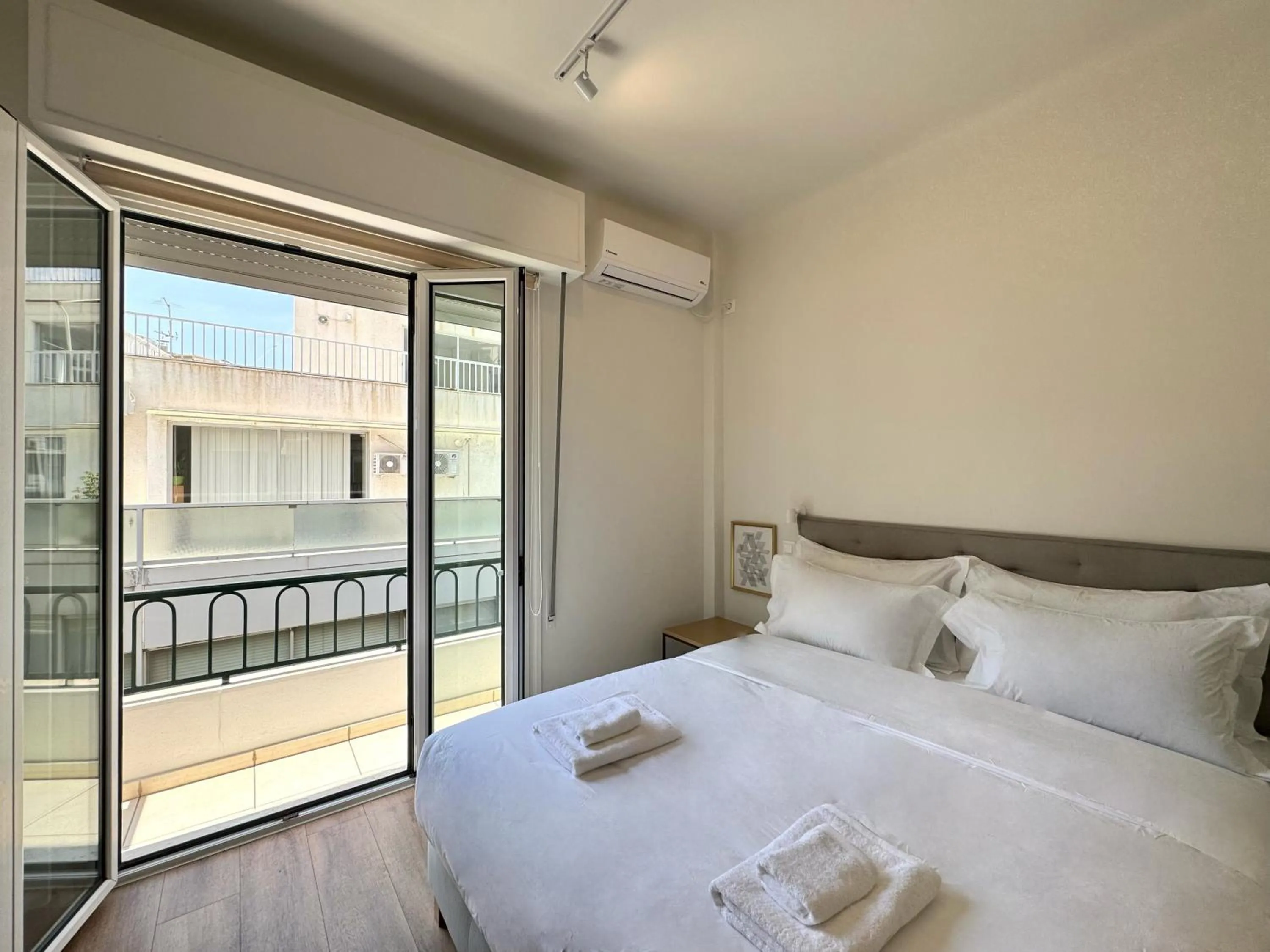 Bed in Voulis Best Global Home