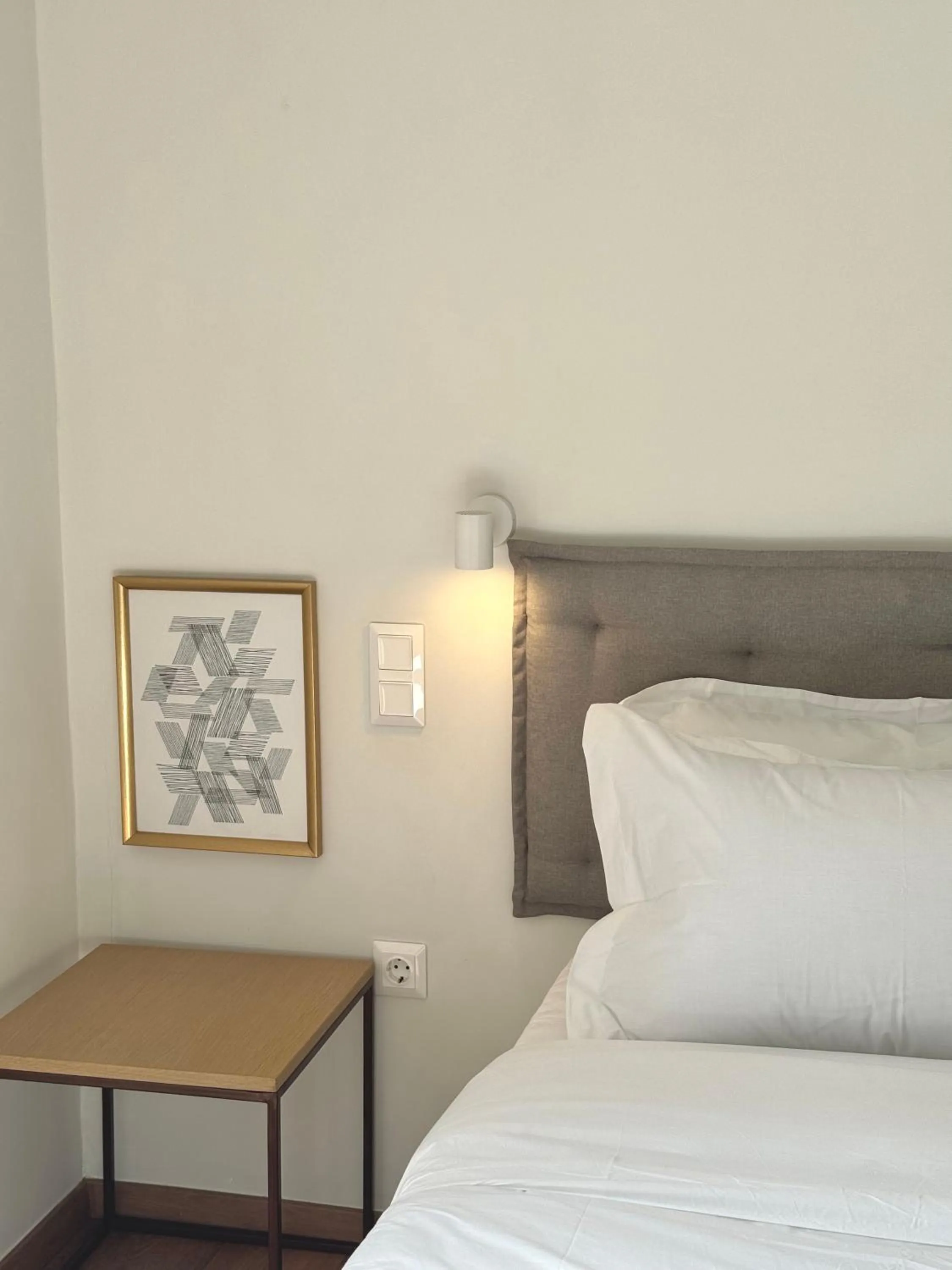 Bed in Voulis Best Global Home