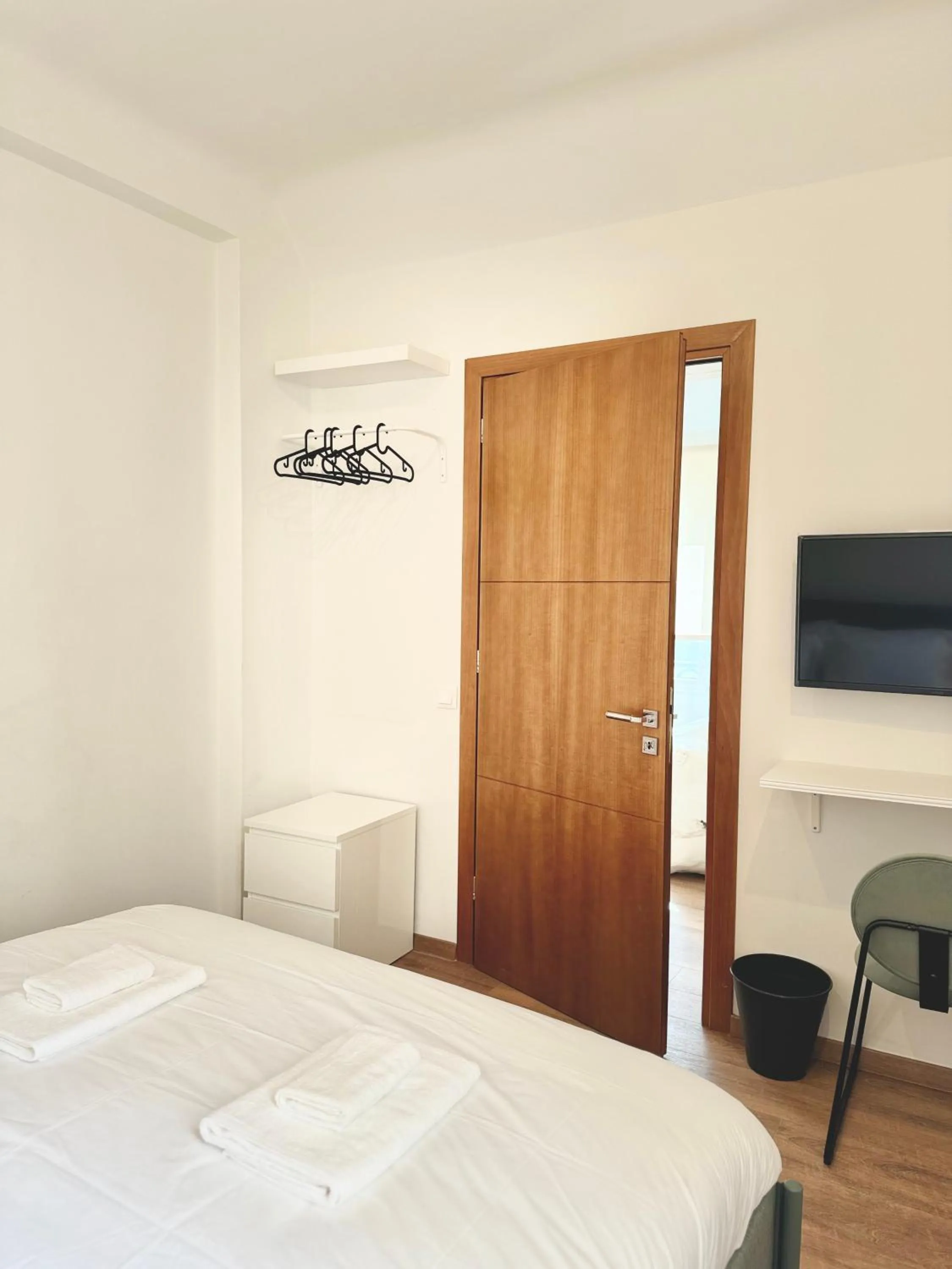 wardrobe in Voulis Best Global Home