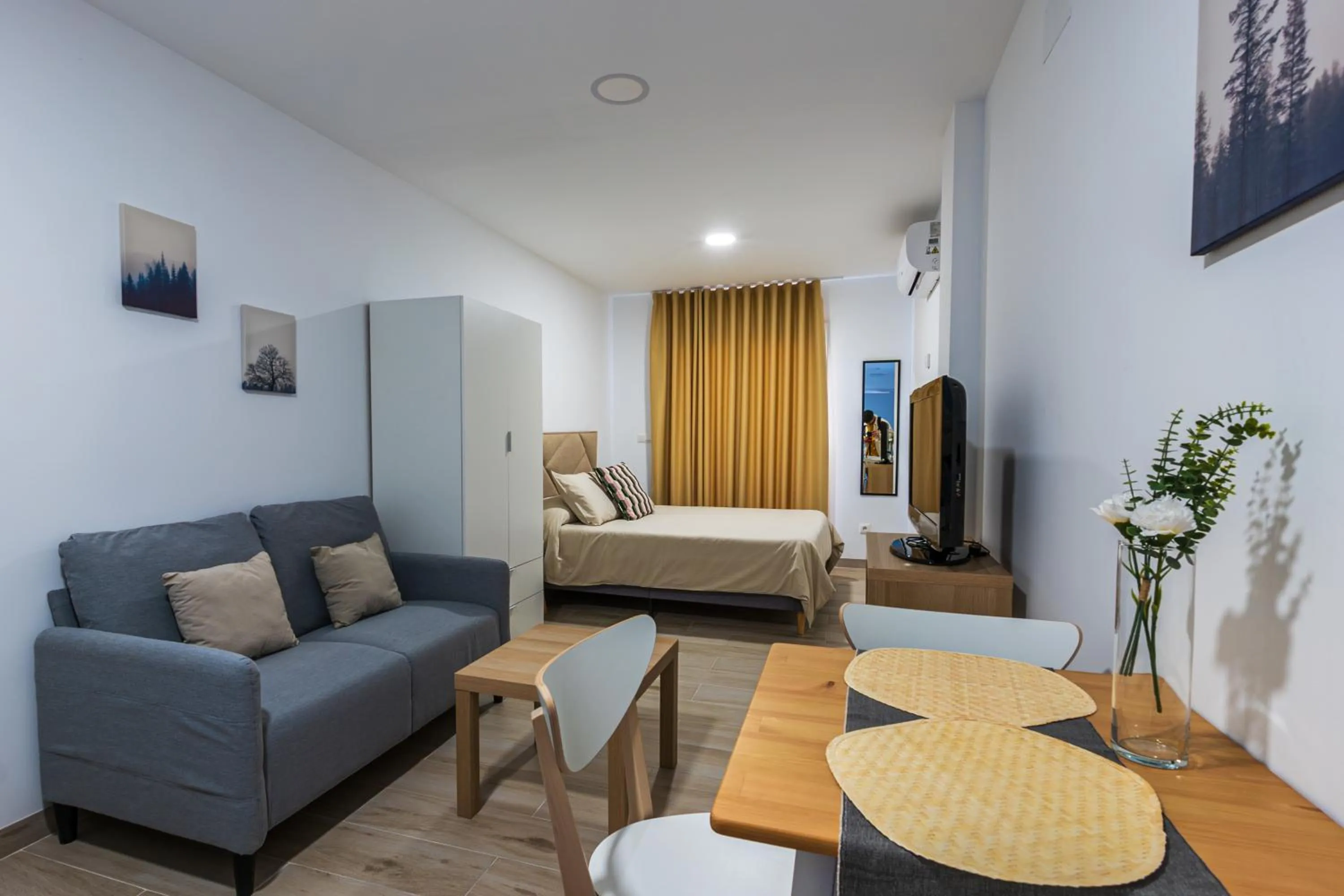 Apartamentos Turisticos José Cruz
