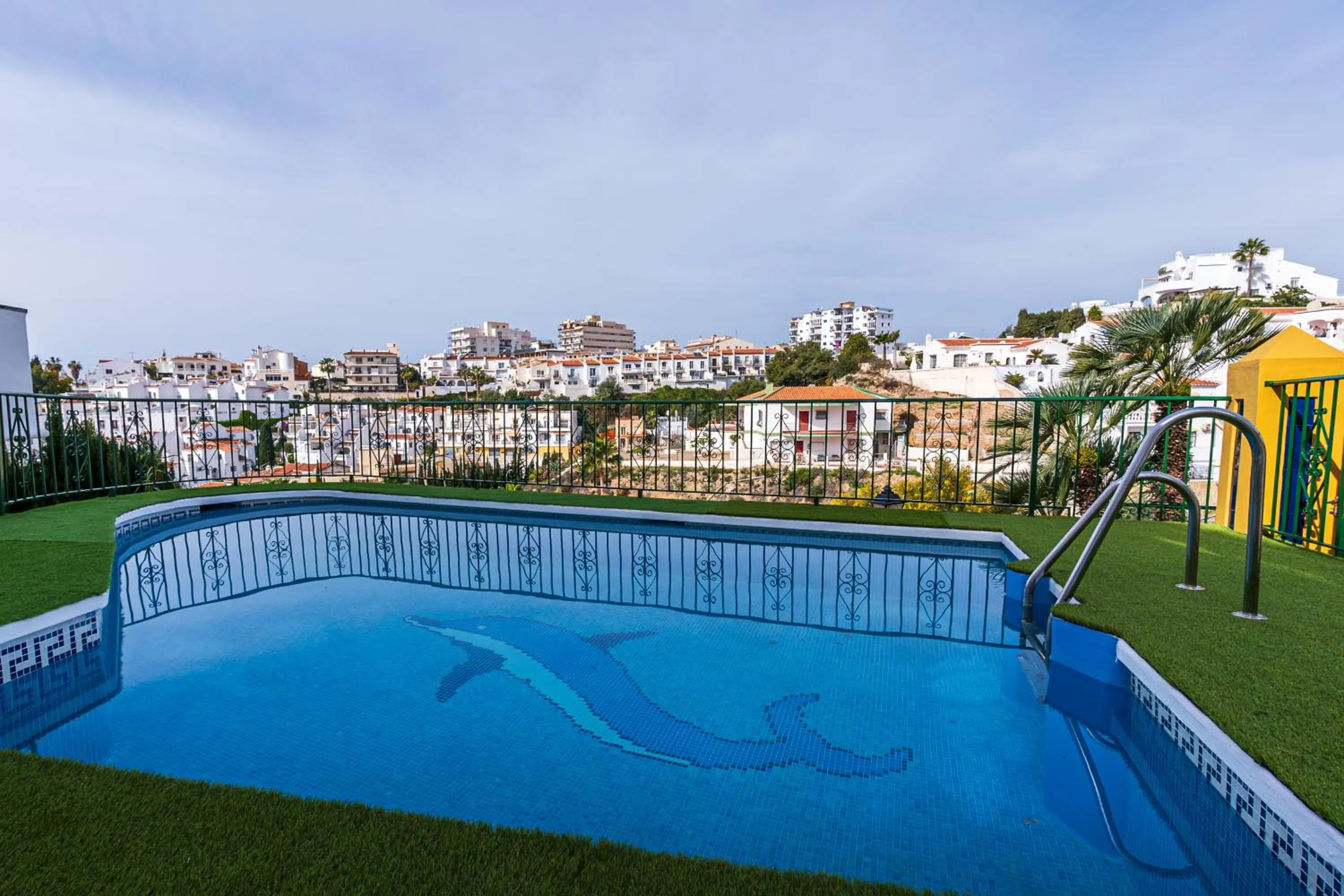 Swimming pool in Apartamentos Turisticos José Cruz