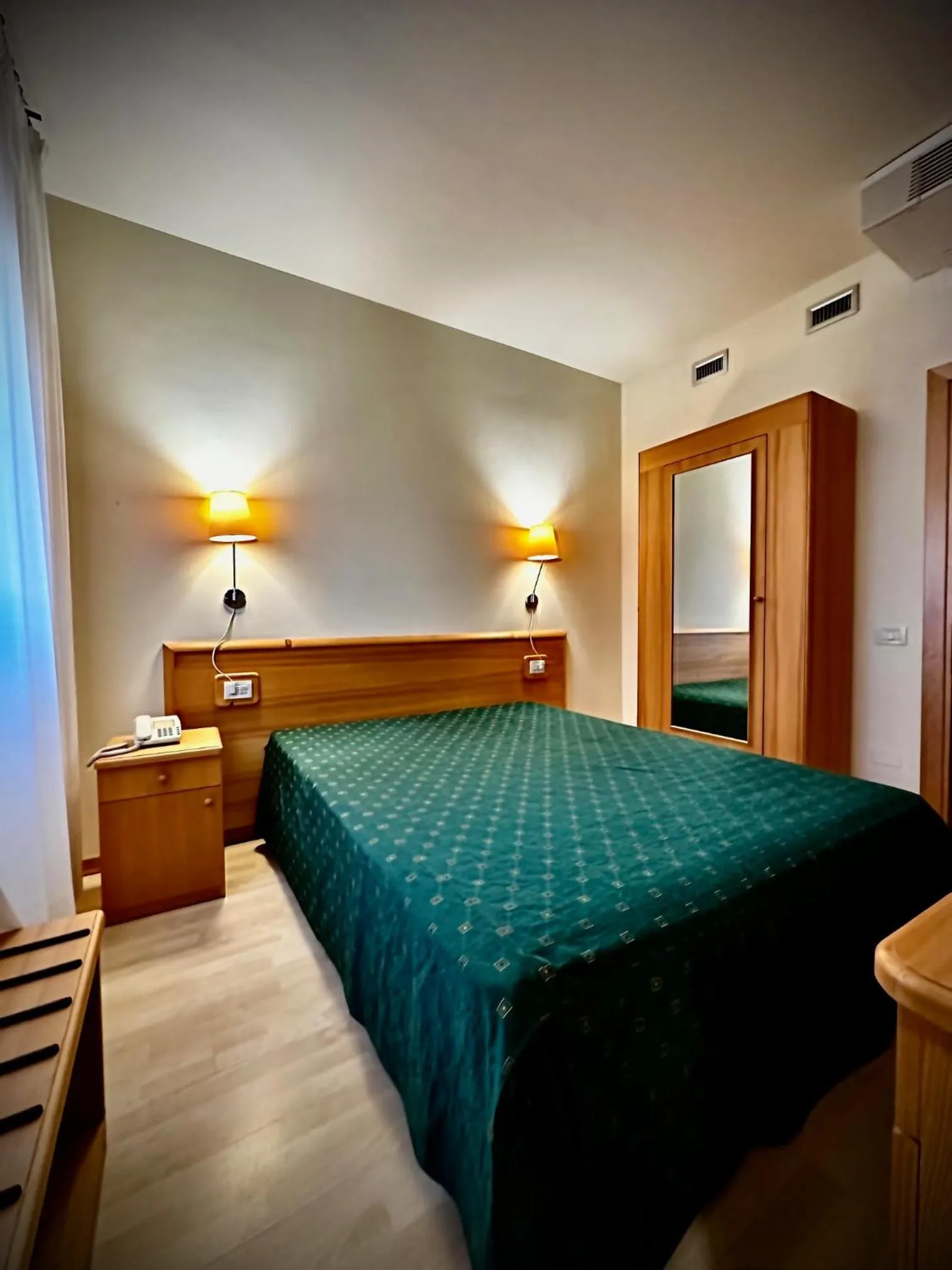 Bed in Hotel Ponte Molo