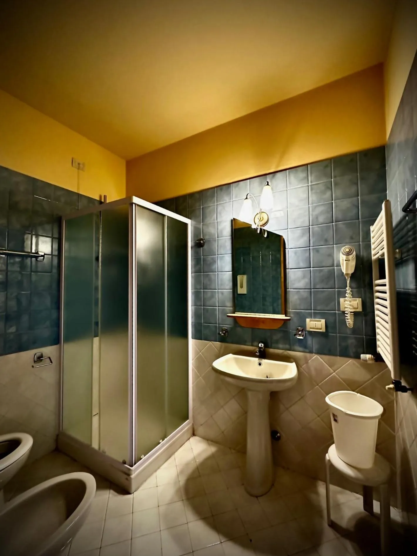 Shower in Hotel Ponte Molo