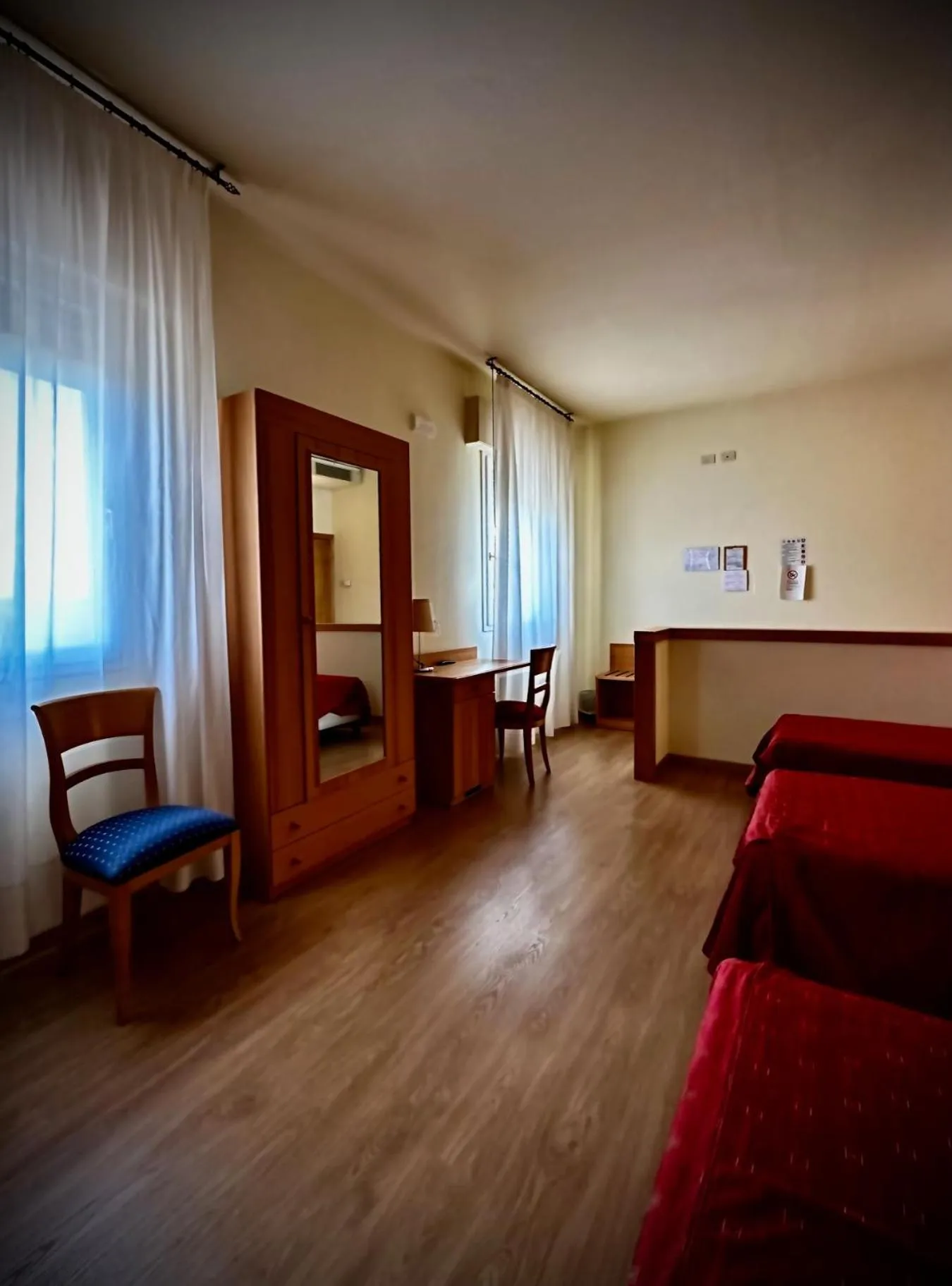 TV and multimedia, Bed in Hotel Ponte Molo