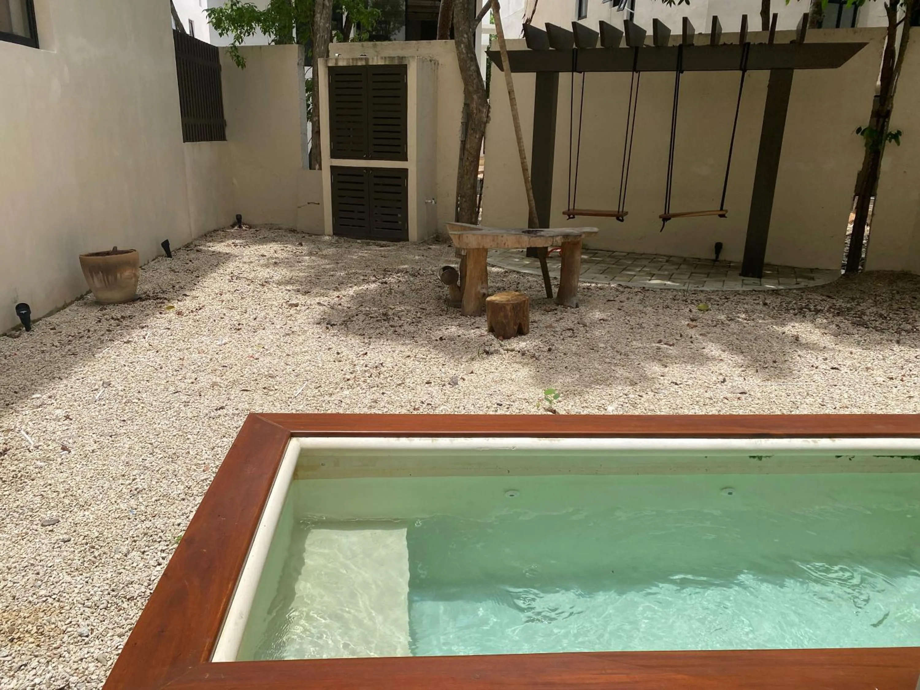 Swimming pool in Condominio Talulah Living Tulum