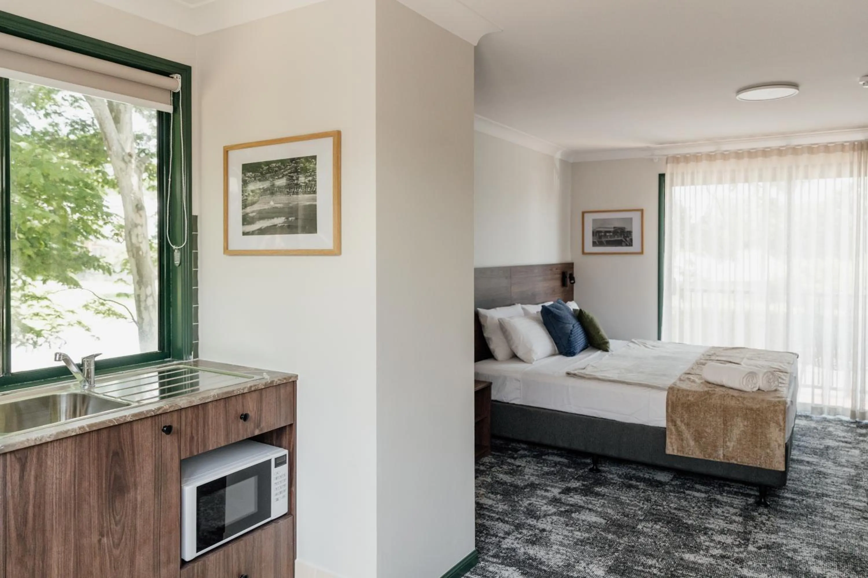 Bed in Wallaby Hotel