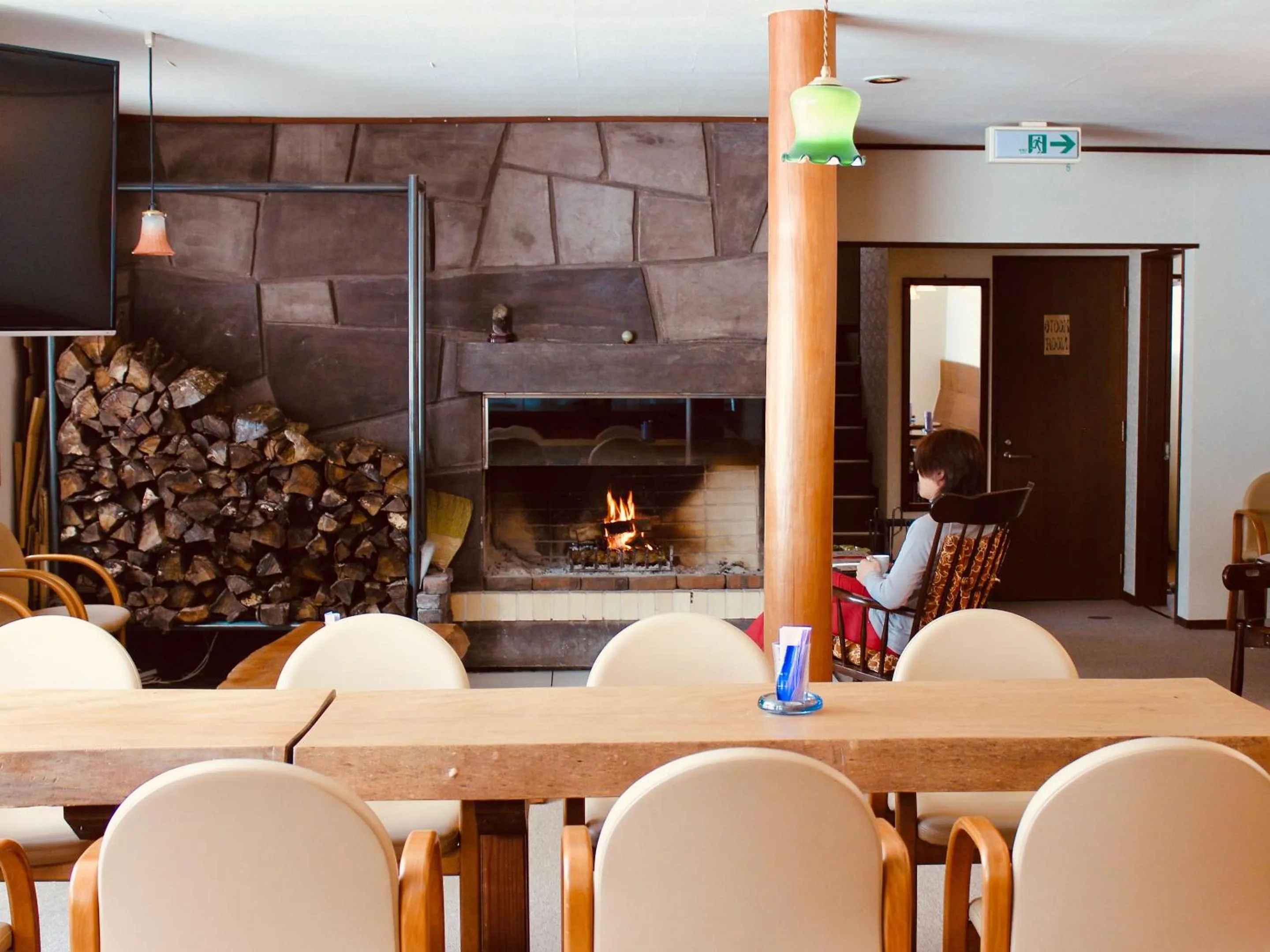 Communal lounge/ TV room in Appi Arts Color