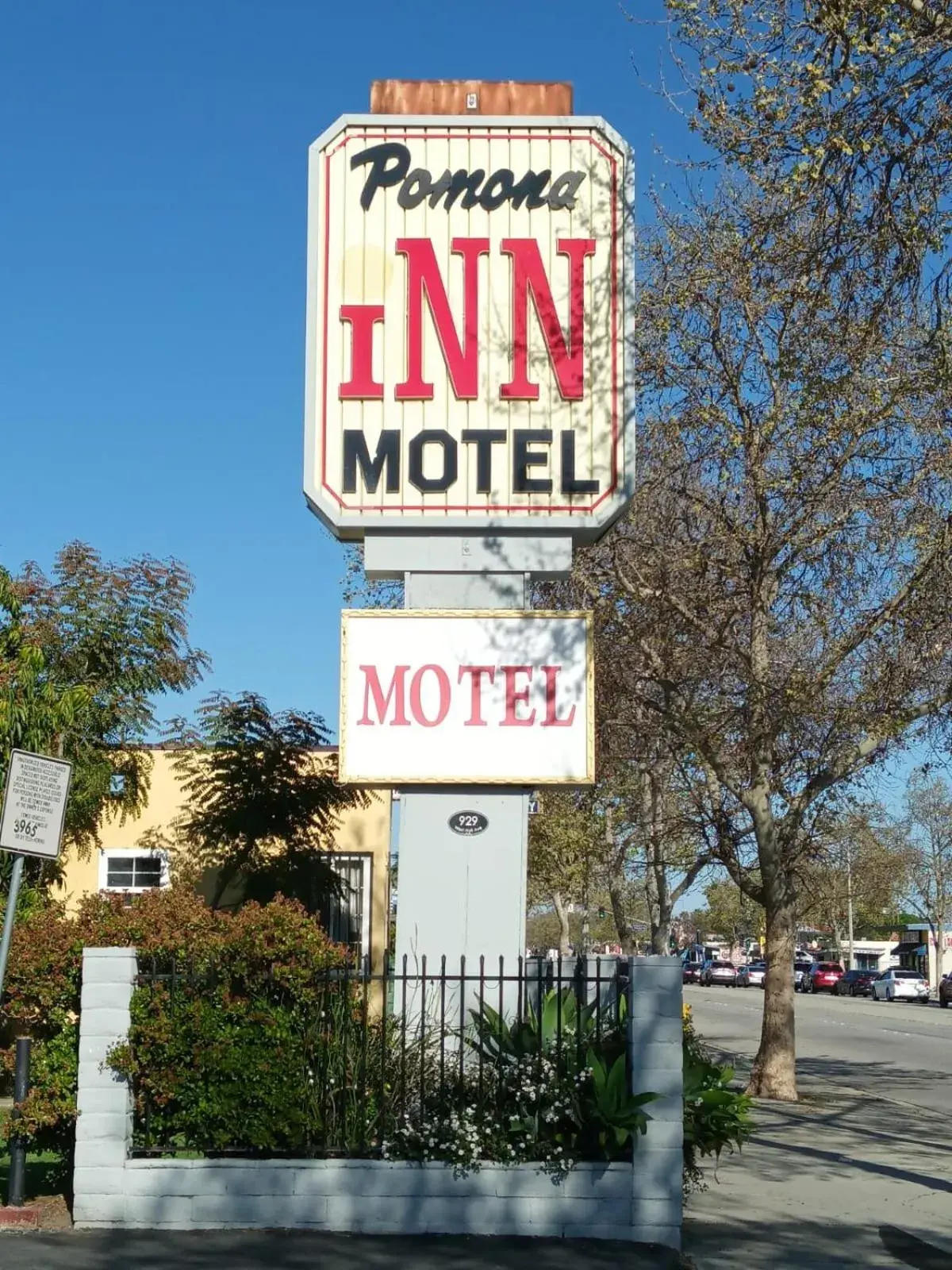 Pomona Inn Pomona Inn