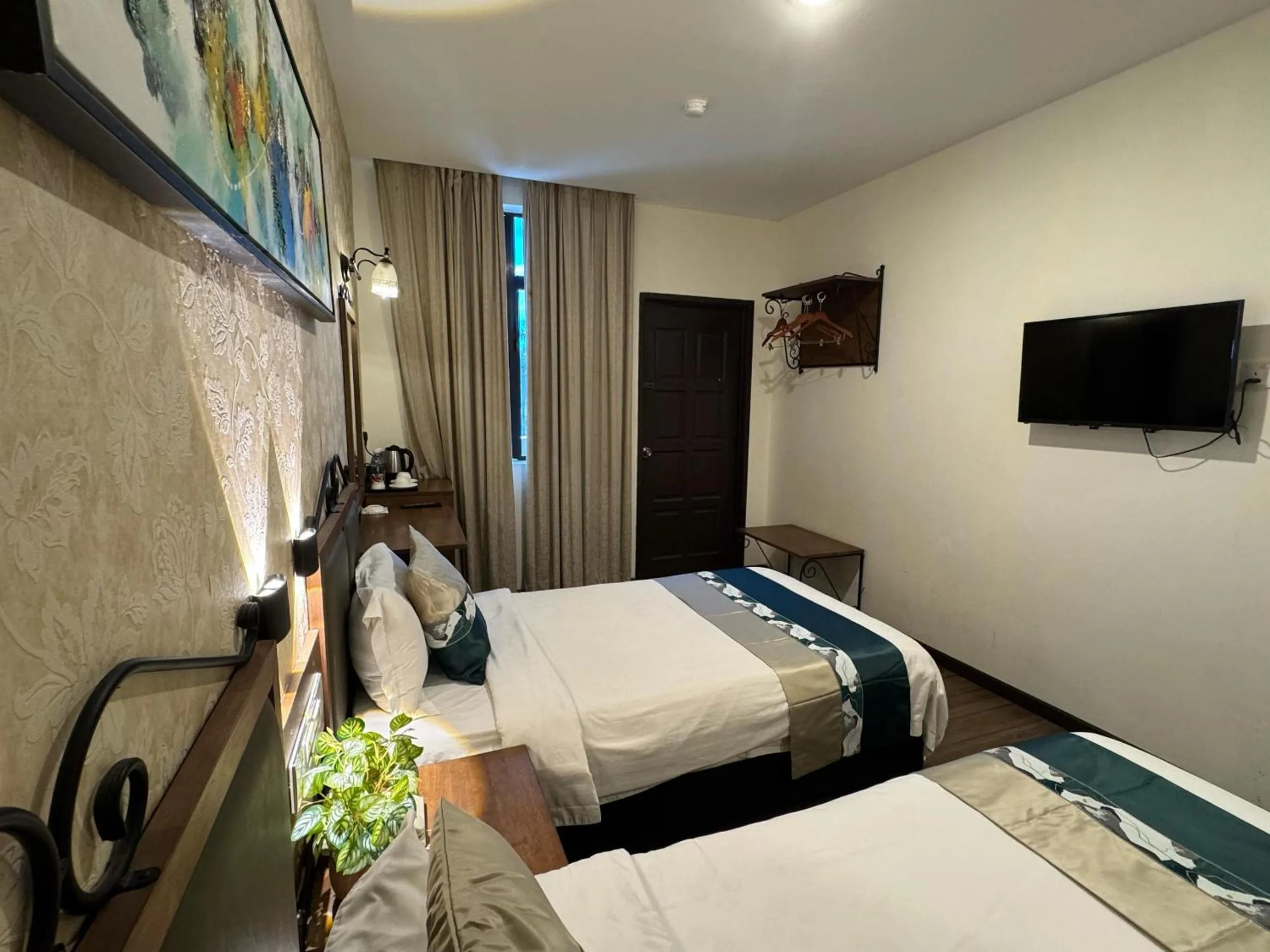 Bed in K Garden Hotel (BS)