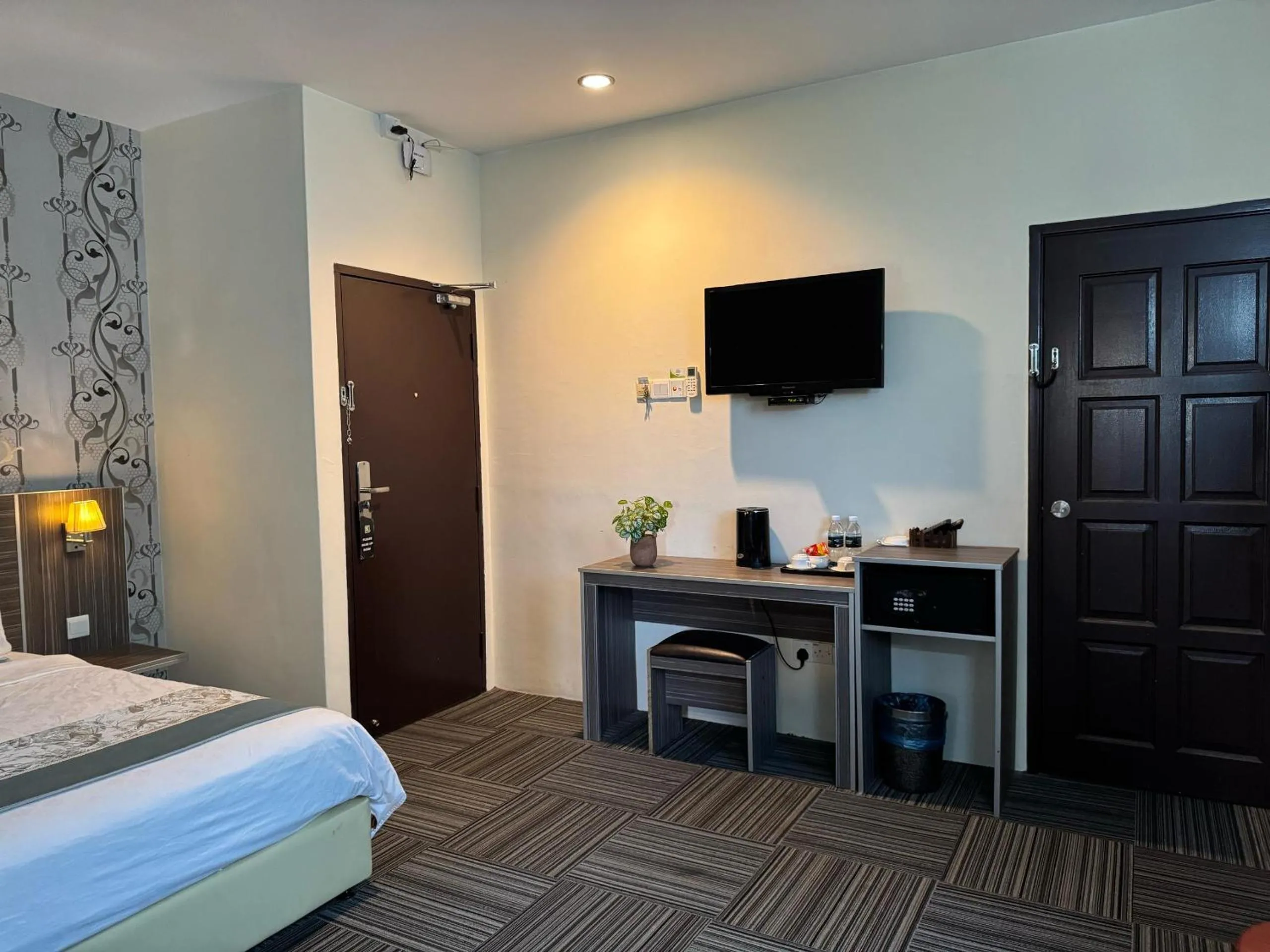 Bed in K Garden Hotel (BS)