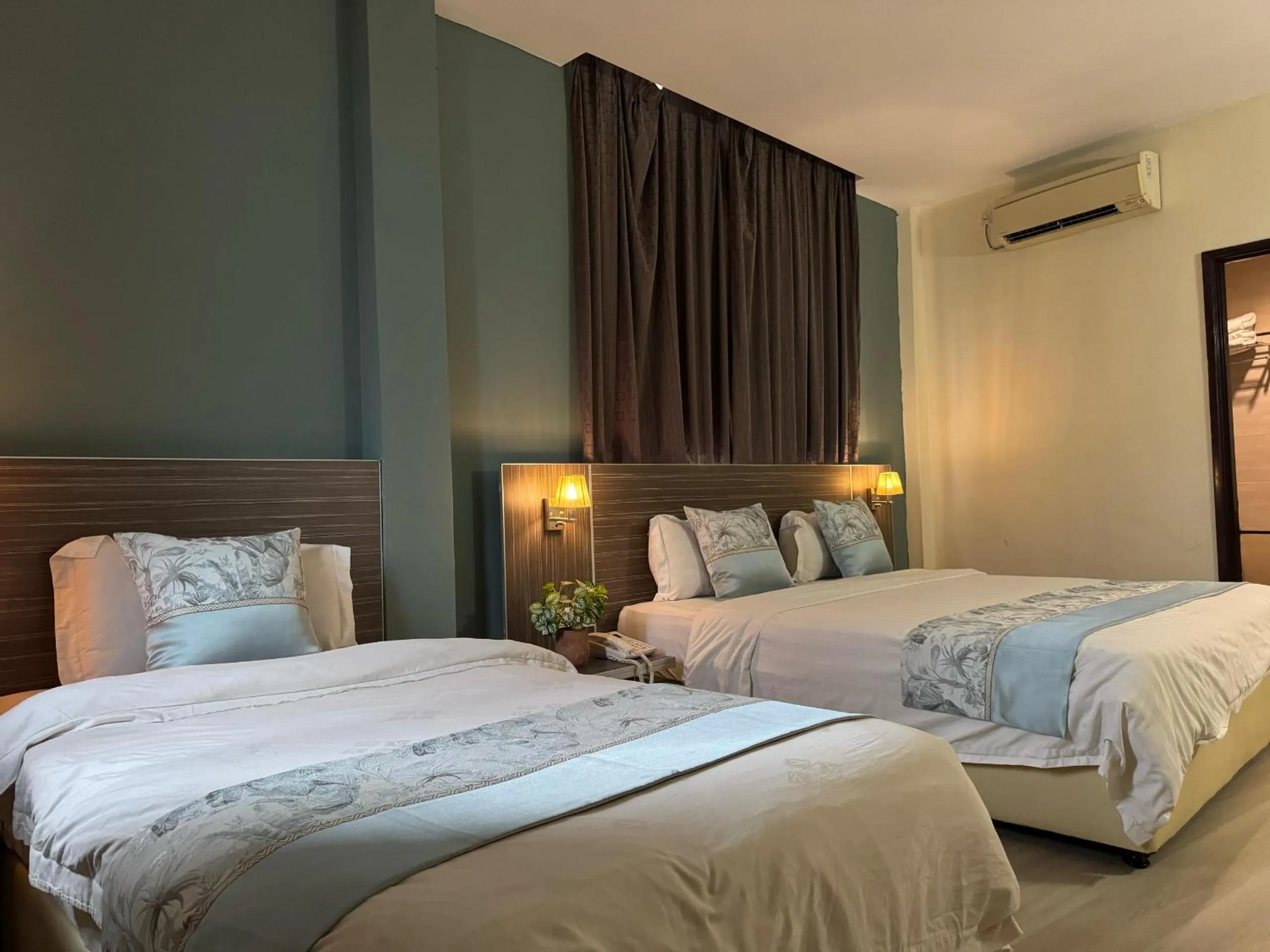 Bed in K Garden Hotel (BS)