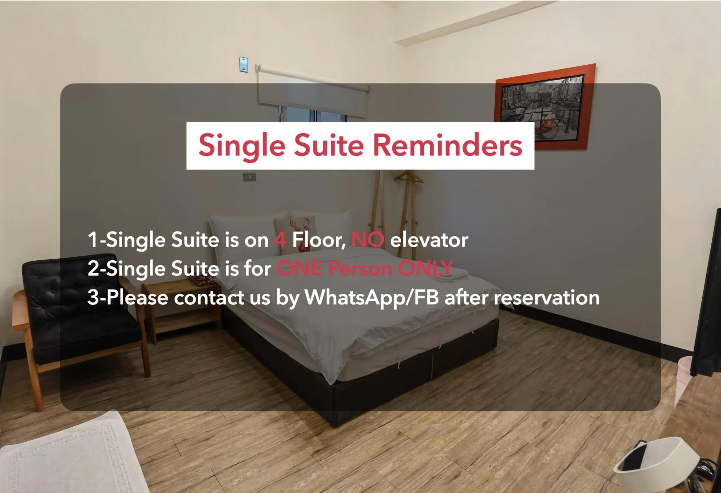 Text overlay, Bed in OC Hostel