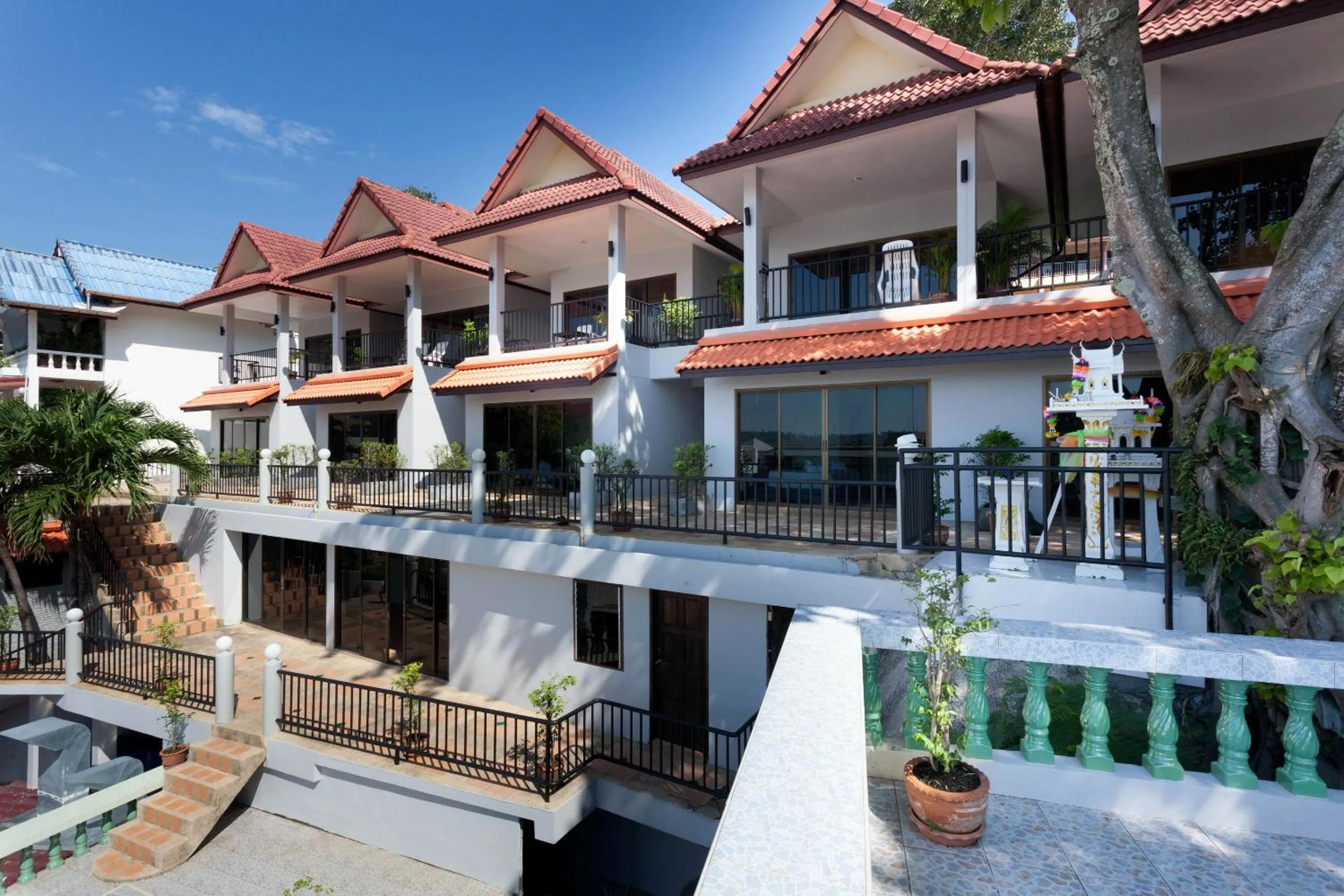 Facade/entrance in Two Chefs Inn