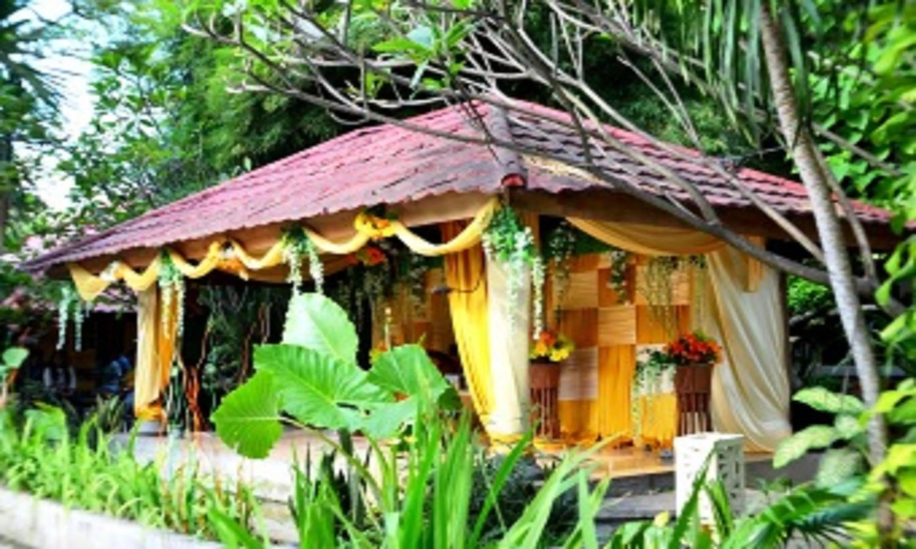 Garden in Jazz Hotel Palu