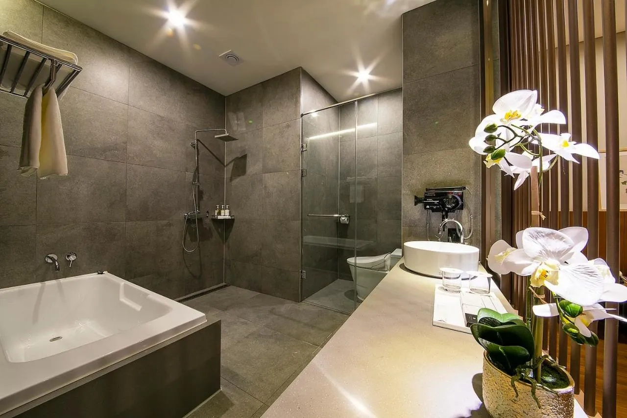 Bathroom in Epoche Hotel