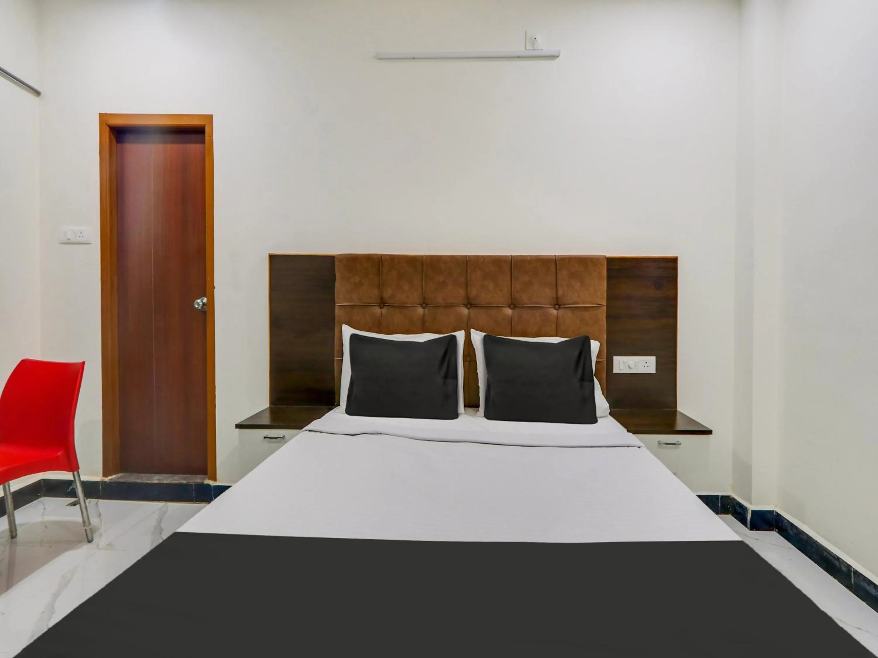 Bedroom, Bed in Super Hotel O Arjun Residency