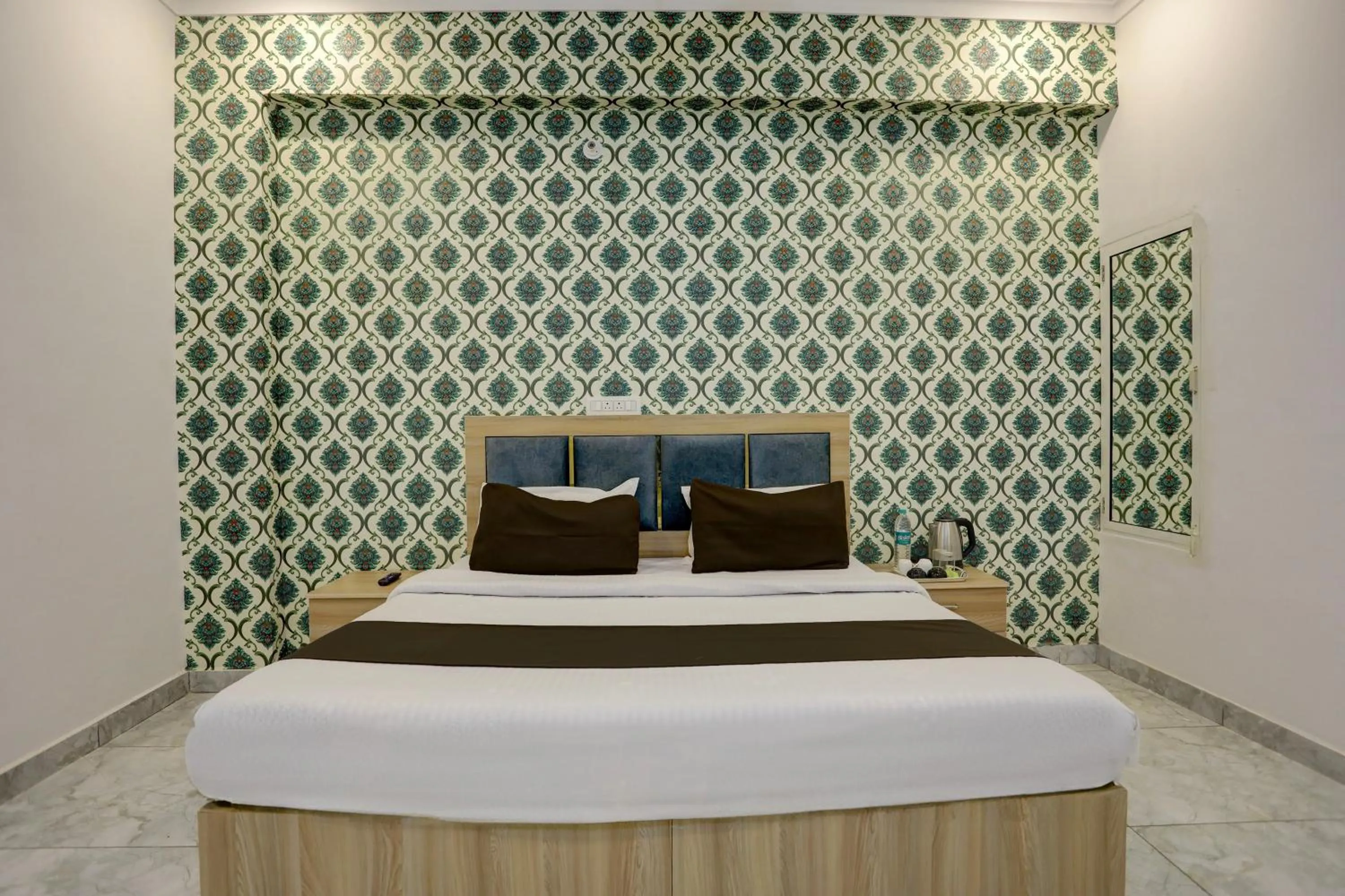 Bedroom in Hotel O BR INN