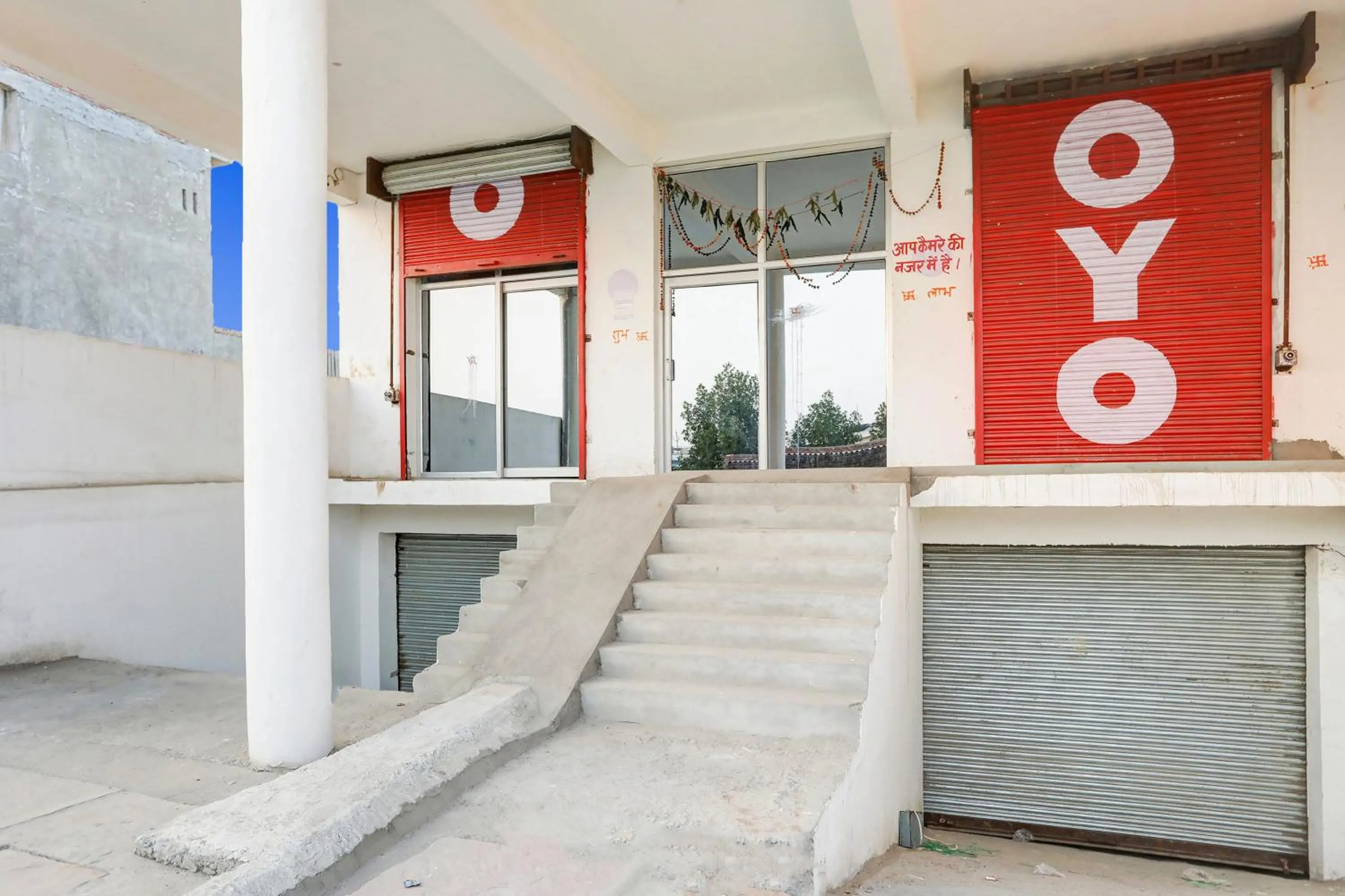 Facade/entrance in Hotel O D.K. PALACE HOTEL & ROOMS