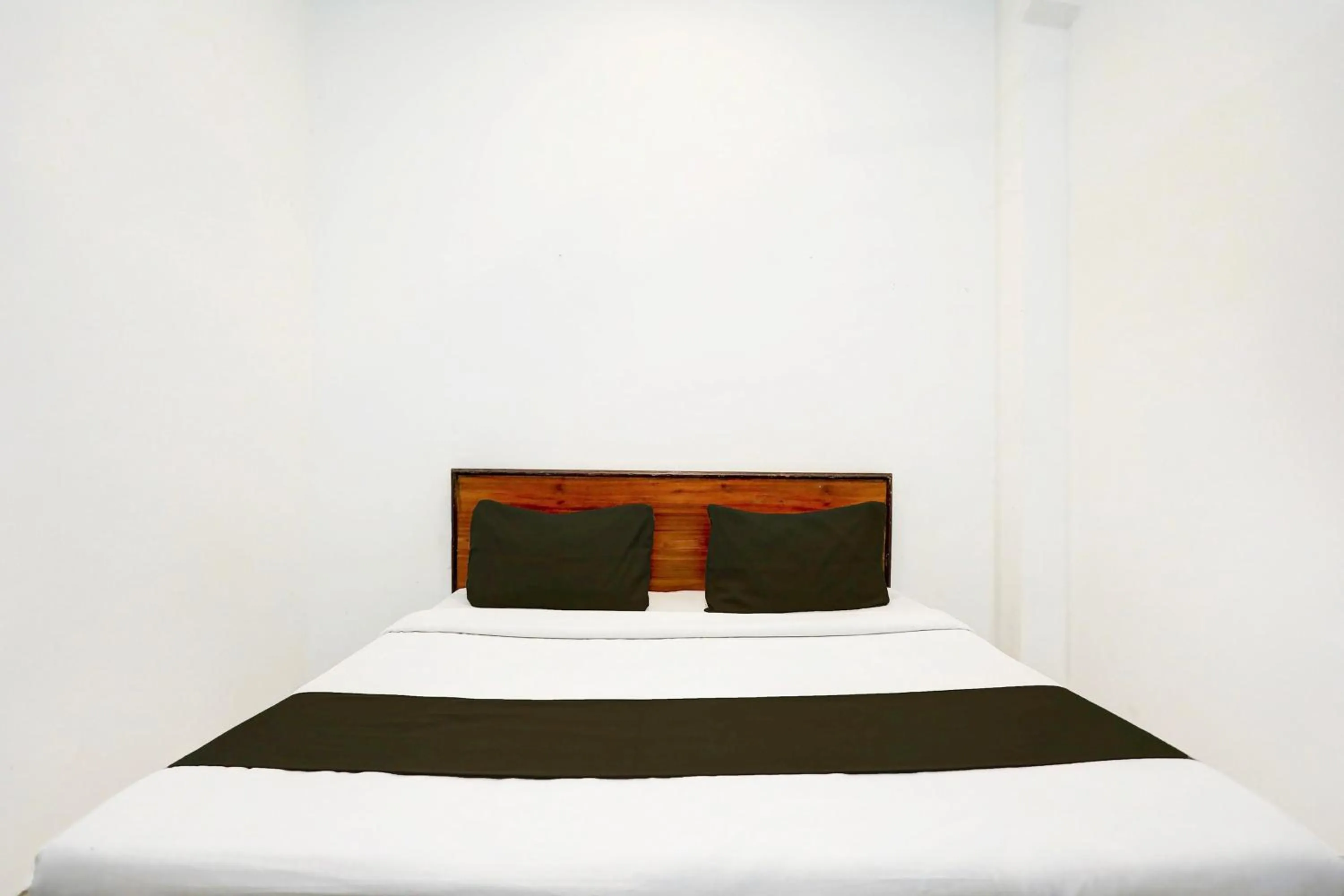 Bedroom, Bed in Hotel O D.K. PALACE HOTEL & ROOMS