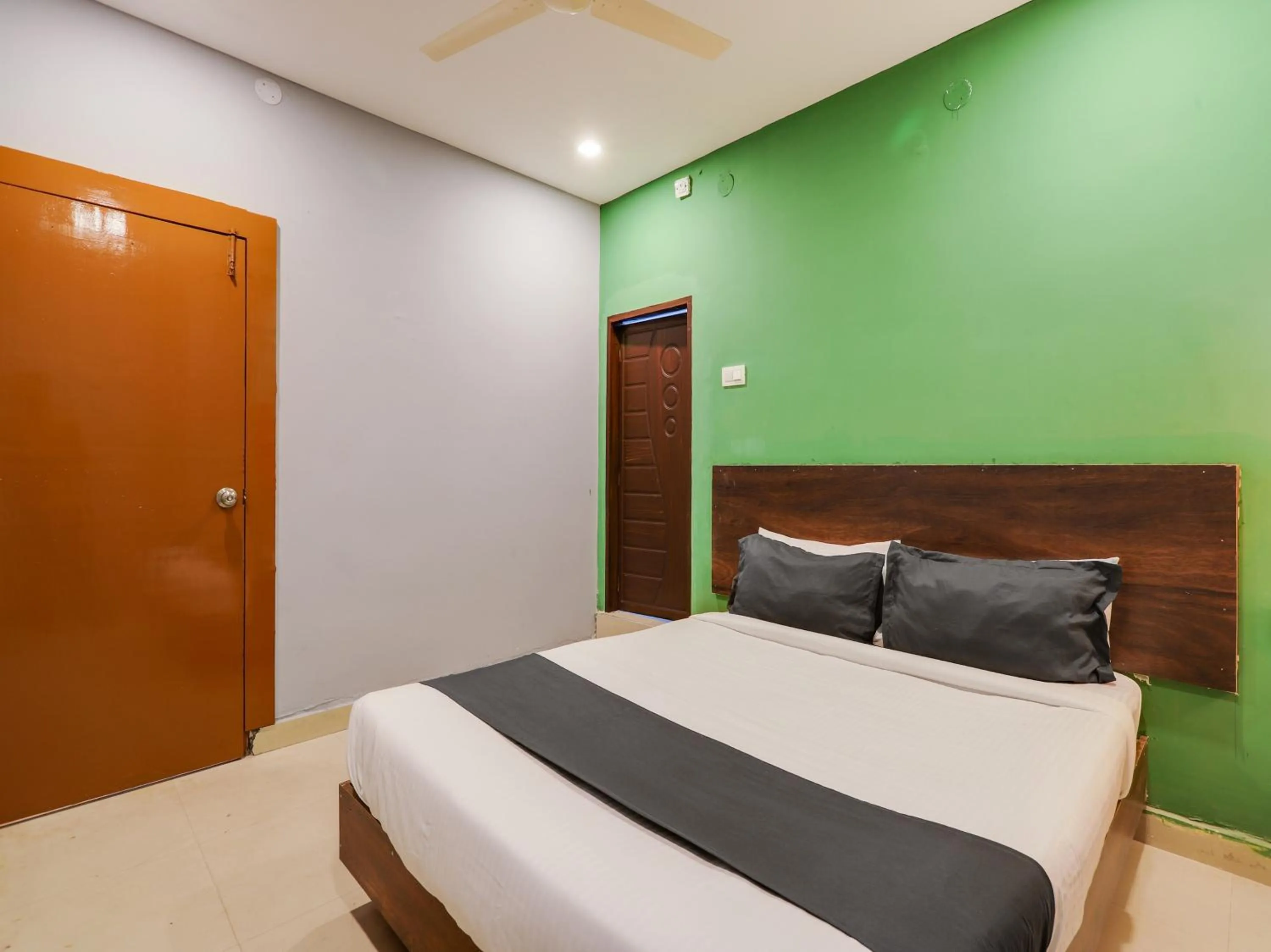 Bedroom, Bed in Hotel O Ragas